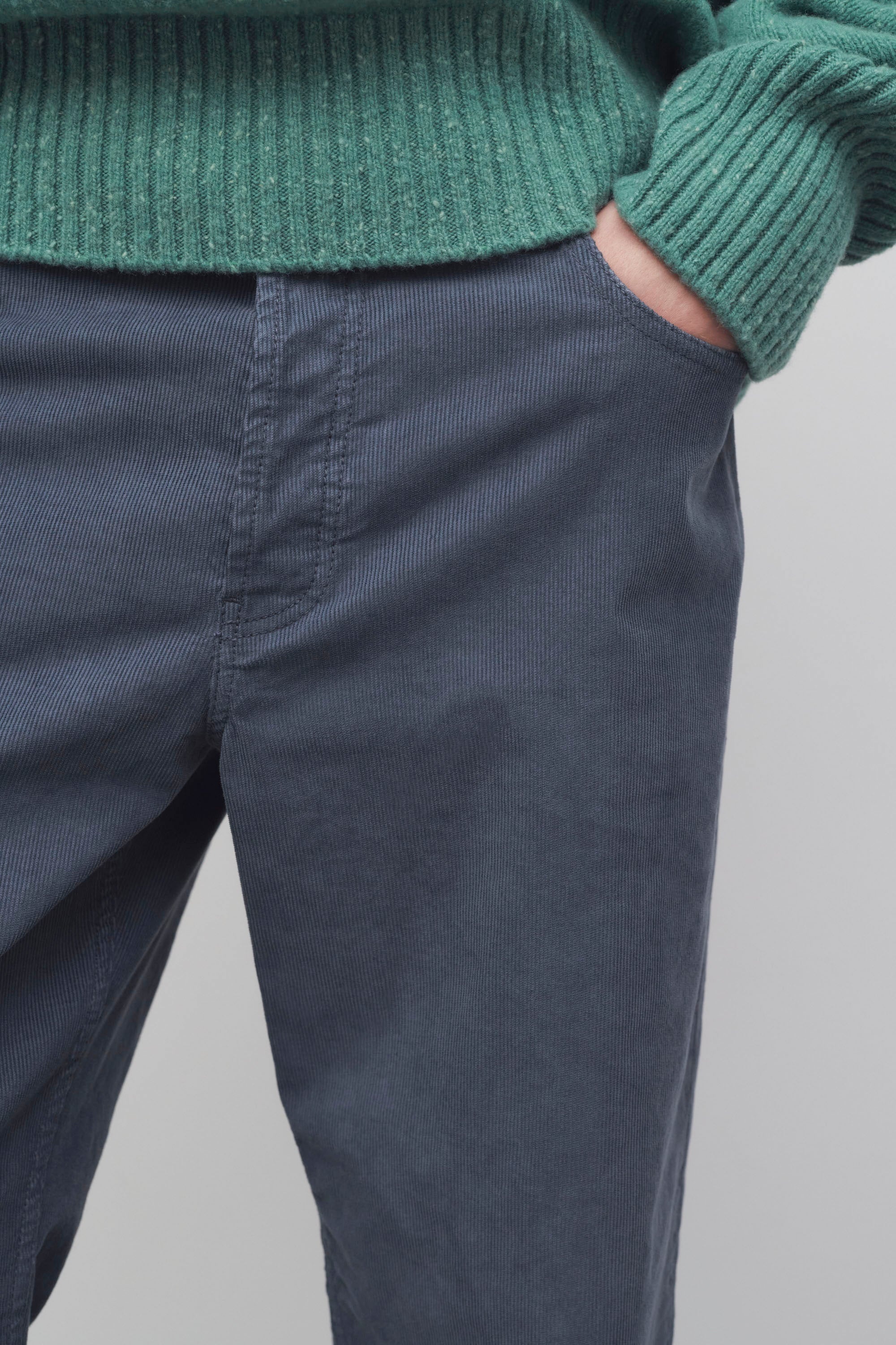 Ross Pant in Corduroy - 6