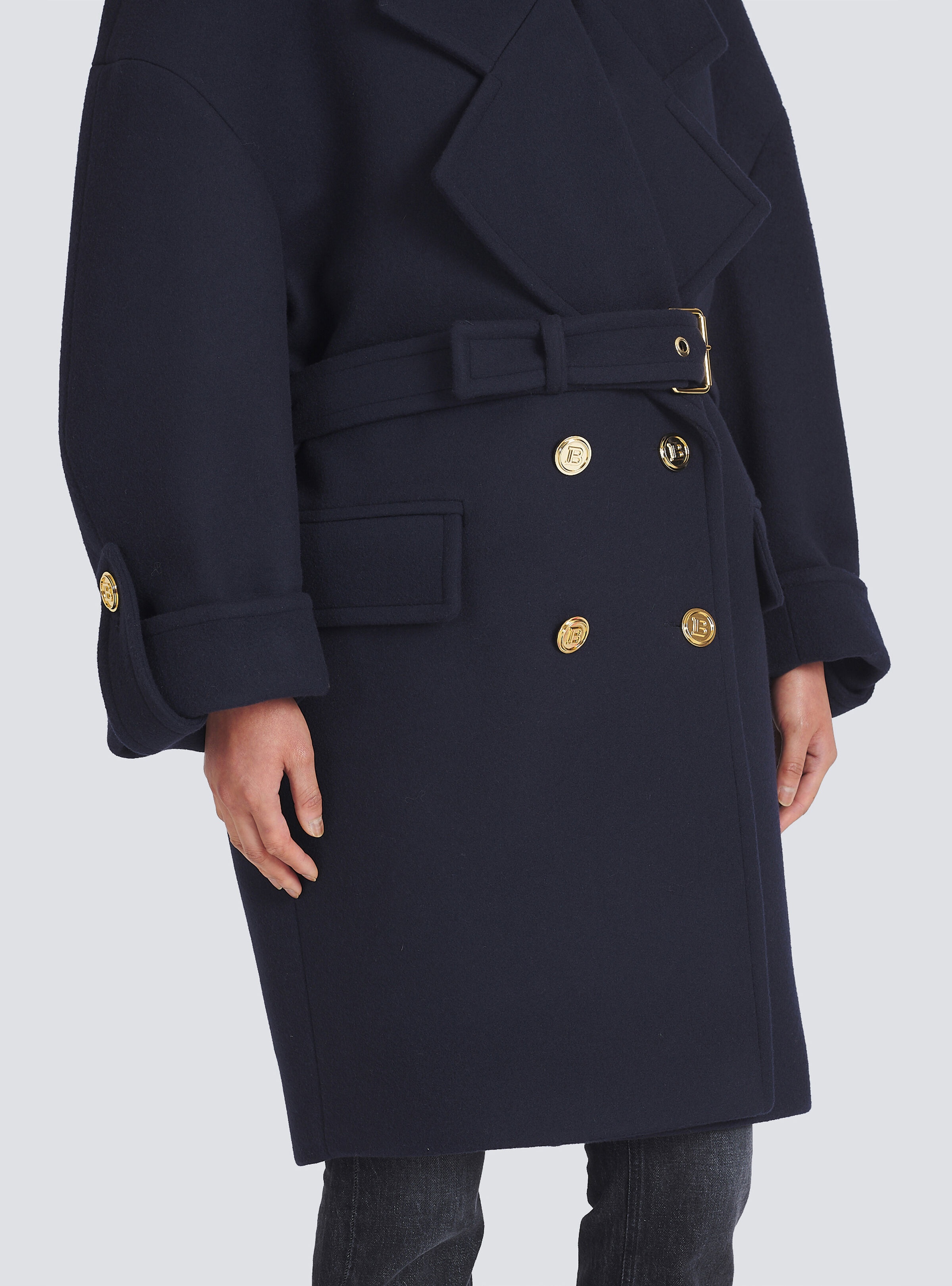 Wool and cashmere pea coat with double-breasted gold-tone buttoned fastening - 8