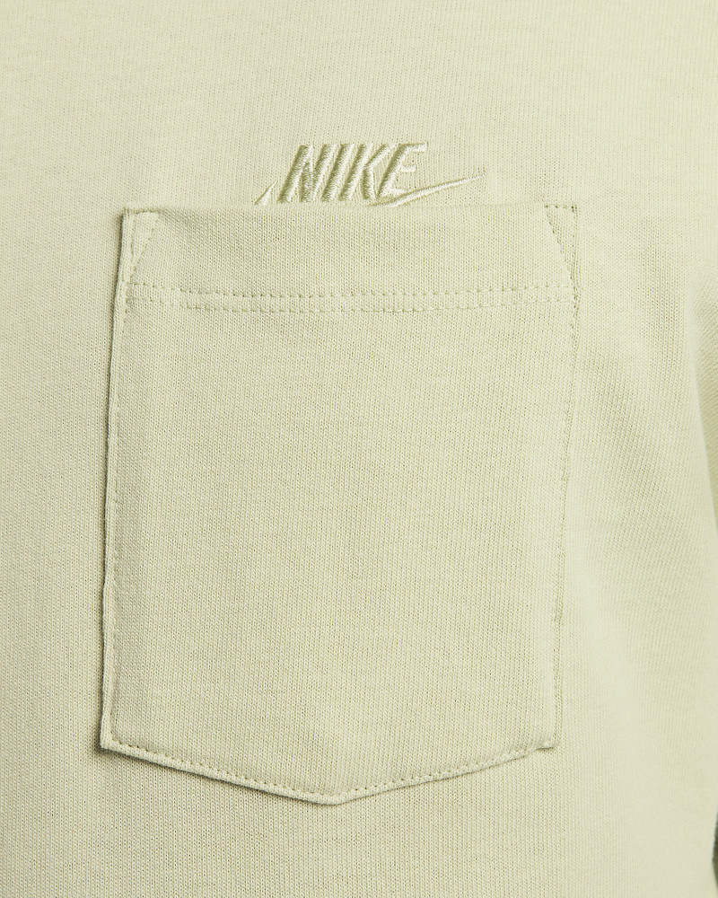 Nike Sportswear Premium Essentials Men's Long-Sleeve Pocket T-Shirt 4