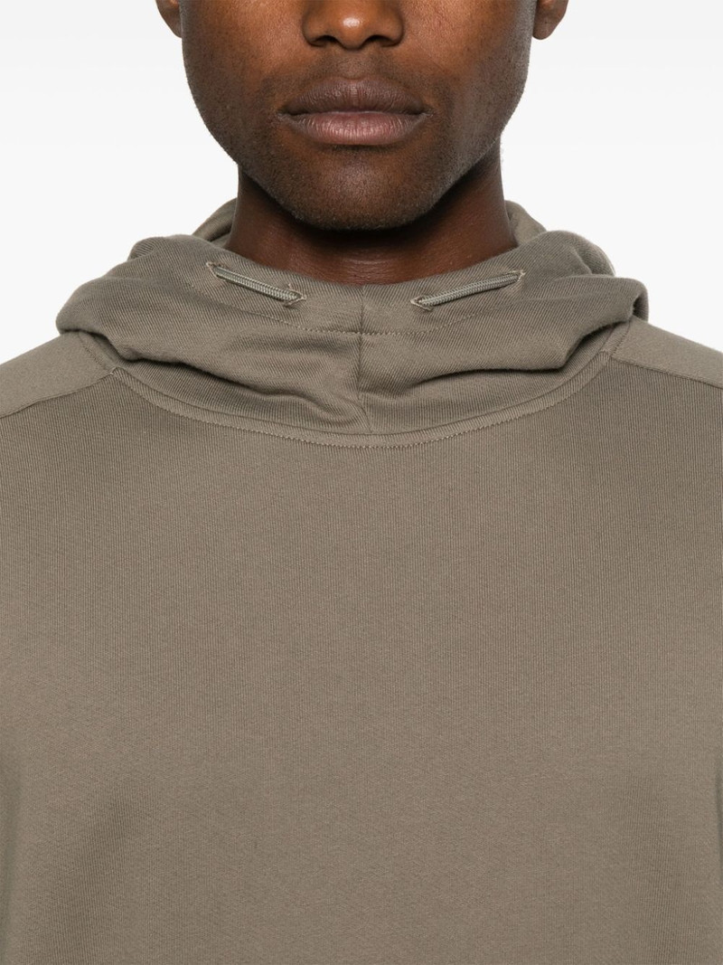 Goggles-detail hoodie 5