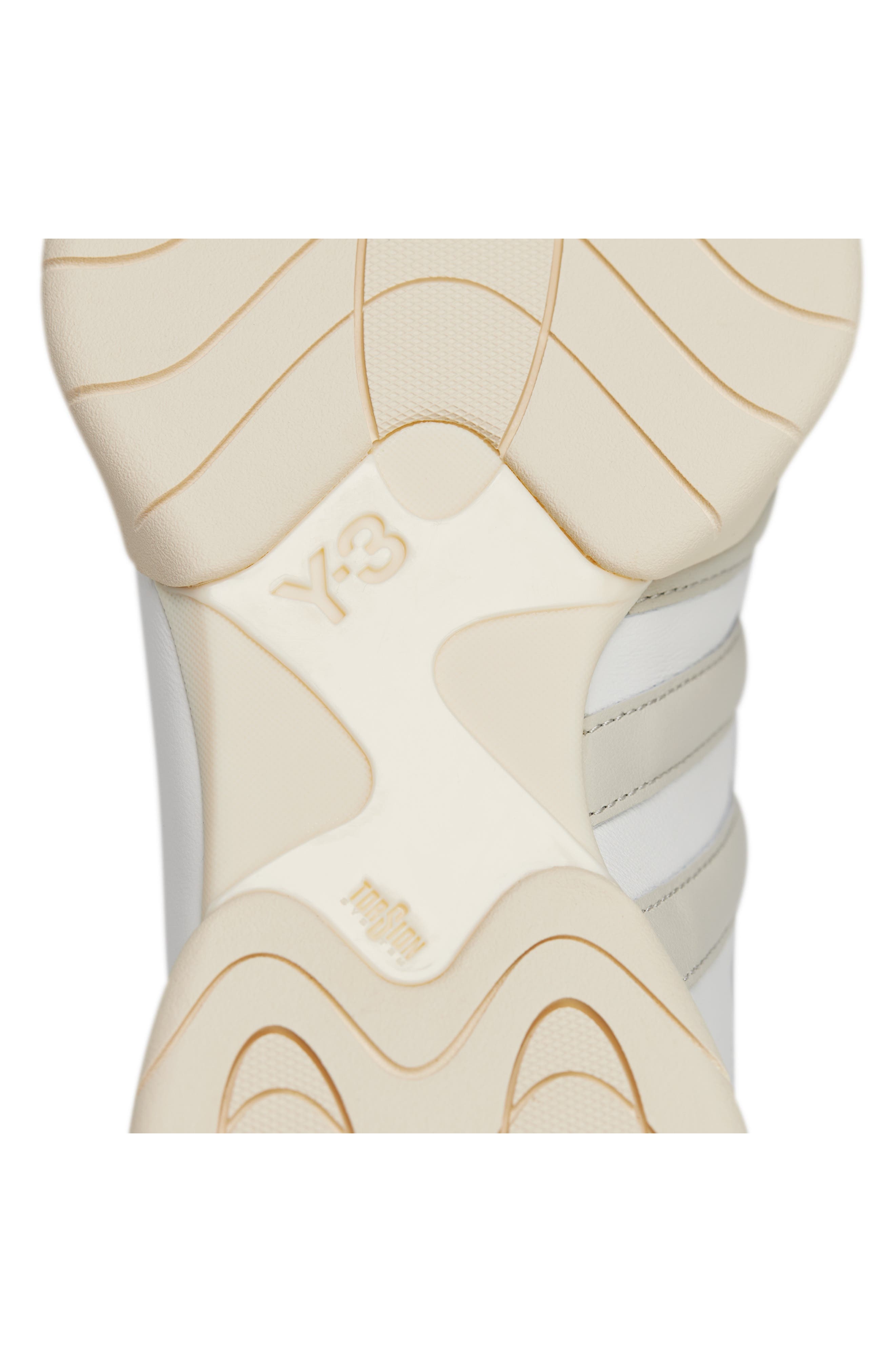 Y-3 Gender Inclusive Regu Low Top Sneaker in Core White/Talc/Wonder White at Nordstrom - 9