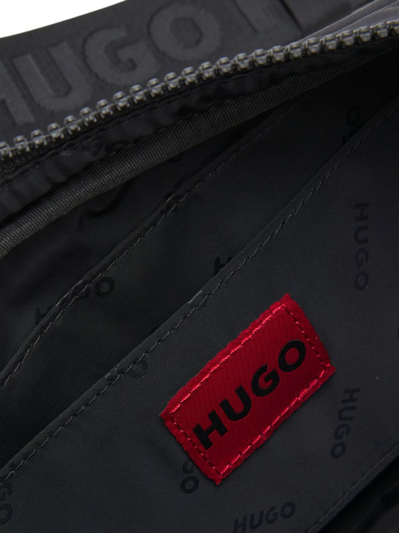 HUGO zip belt bag outlook