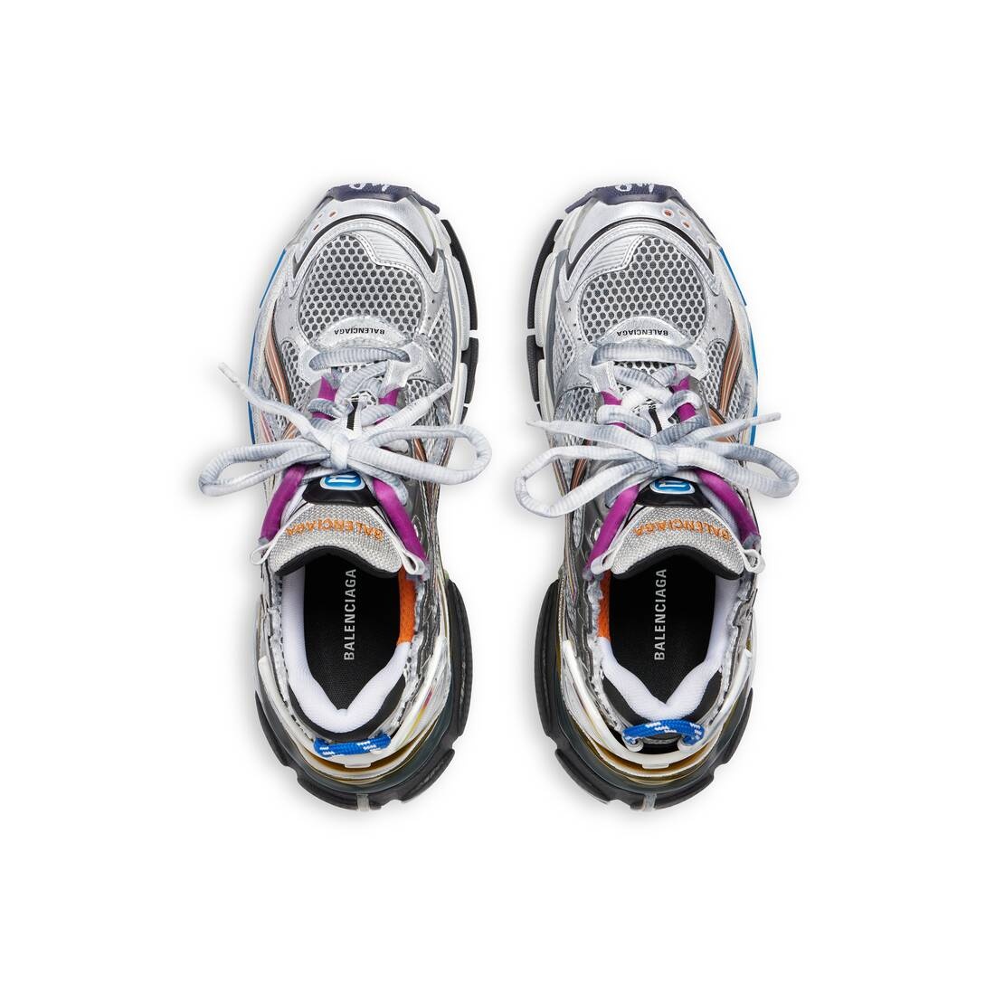 Women's Runner Sneaker in Grey - 6