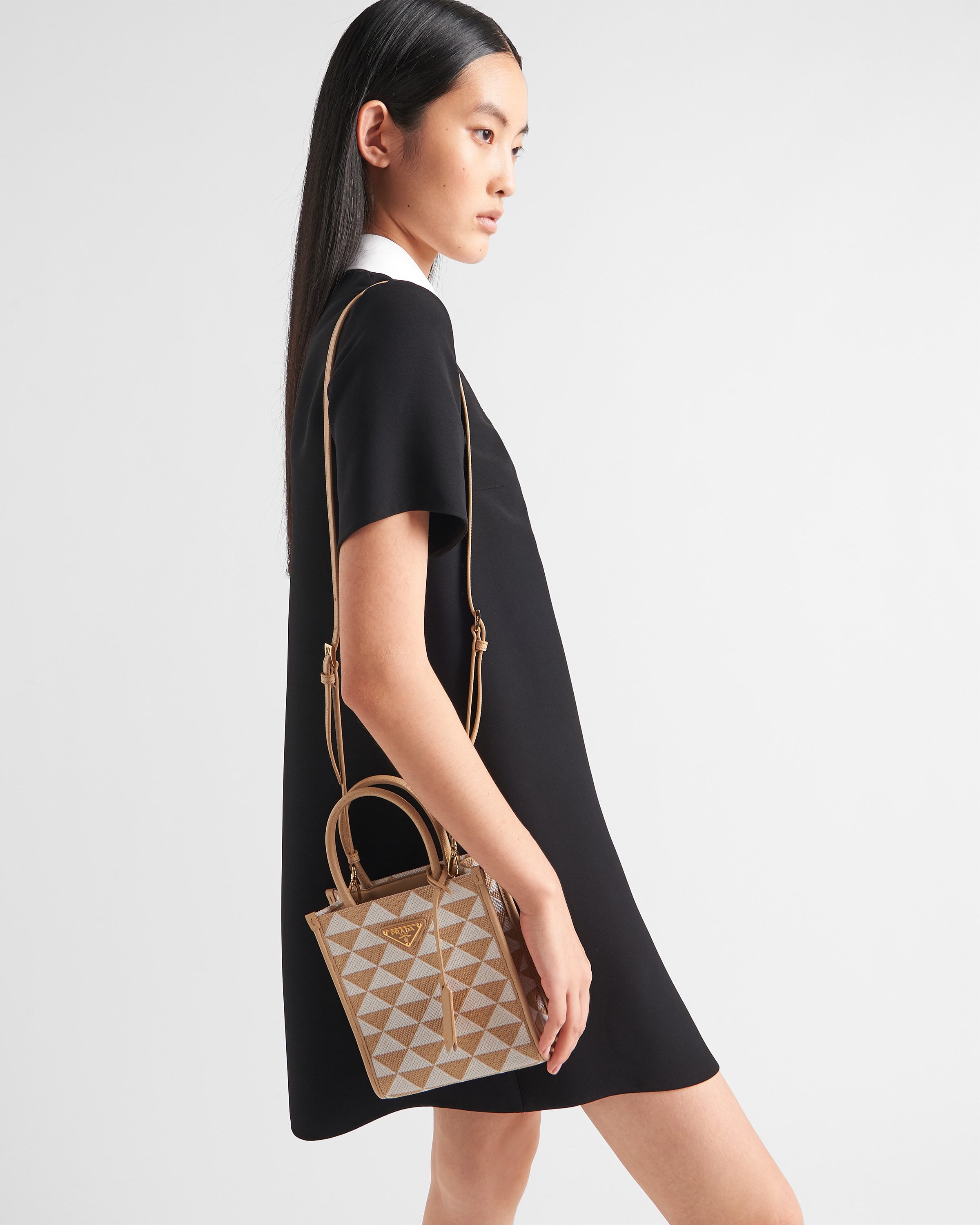ハンドバッグ PRADA EMBROIDERED FABRIC MICRO SYMBOLE HANDBAG Prada | Bags | Prada Symbole Embroidered Fabric Mini Bag