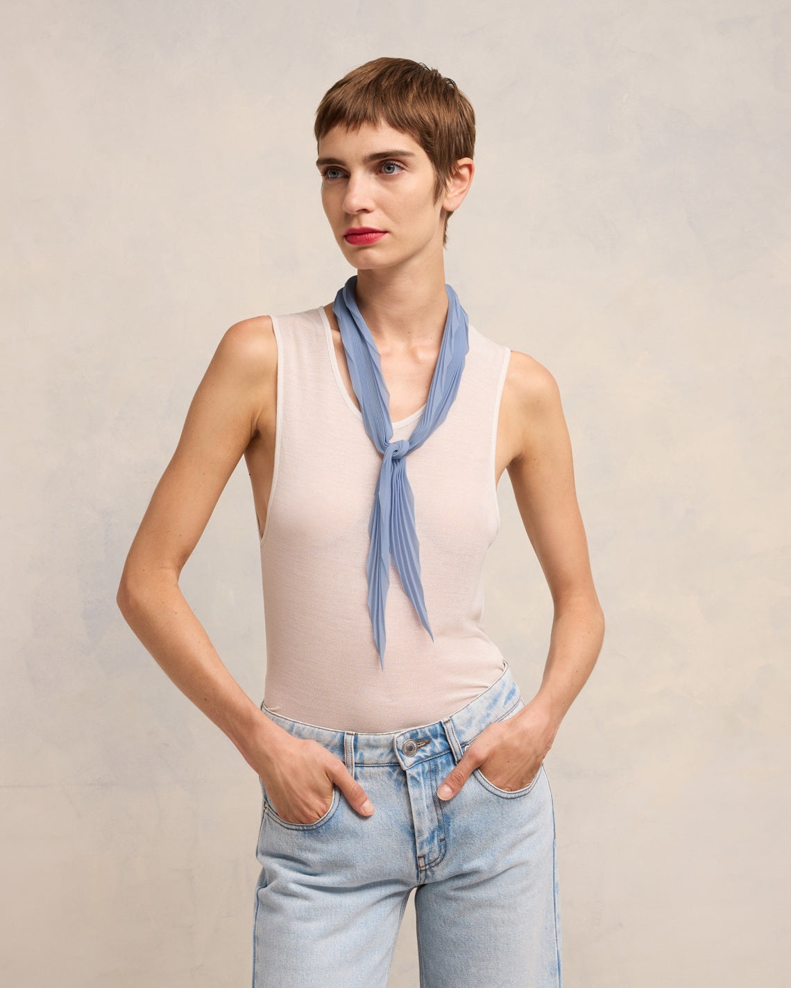 PLEATED DIAMOND SHAPED SCARF - 2
