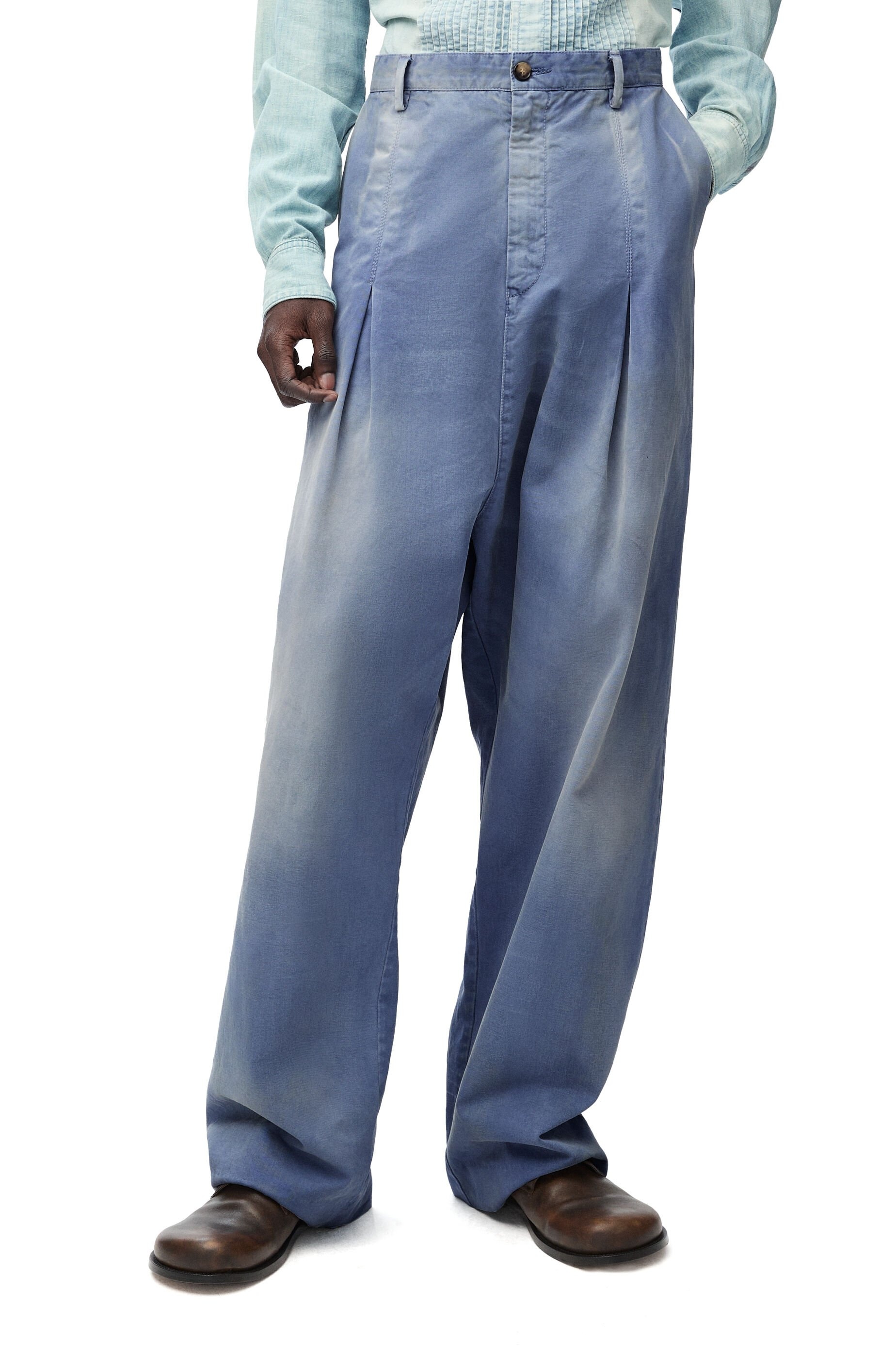 Low crotch trousers in cotton - 3