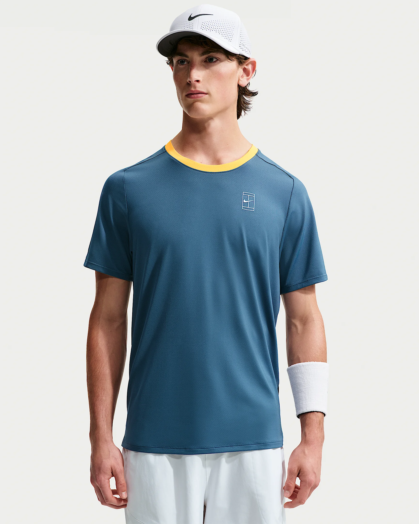 NikeCourt Advantage Men's Dri-FIT Tennis Top - 1
