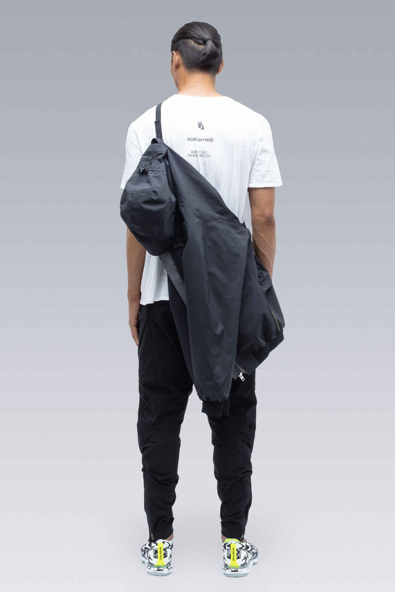 J59-GT 3L Gore-Tex® Pro Jacket Black 34