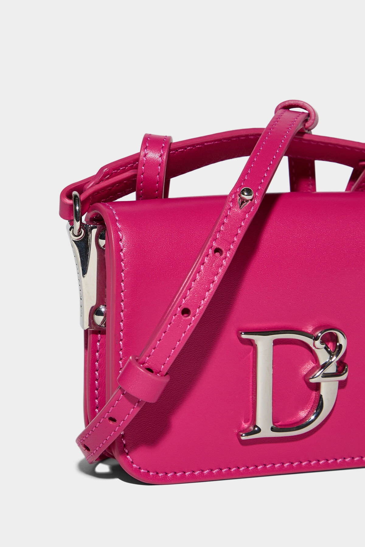 D2 STATEMENT CROSSBODY - 4