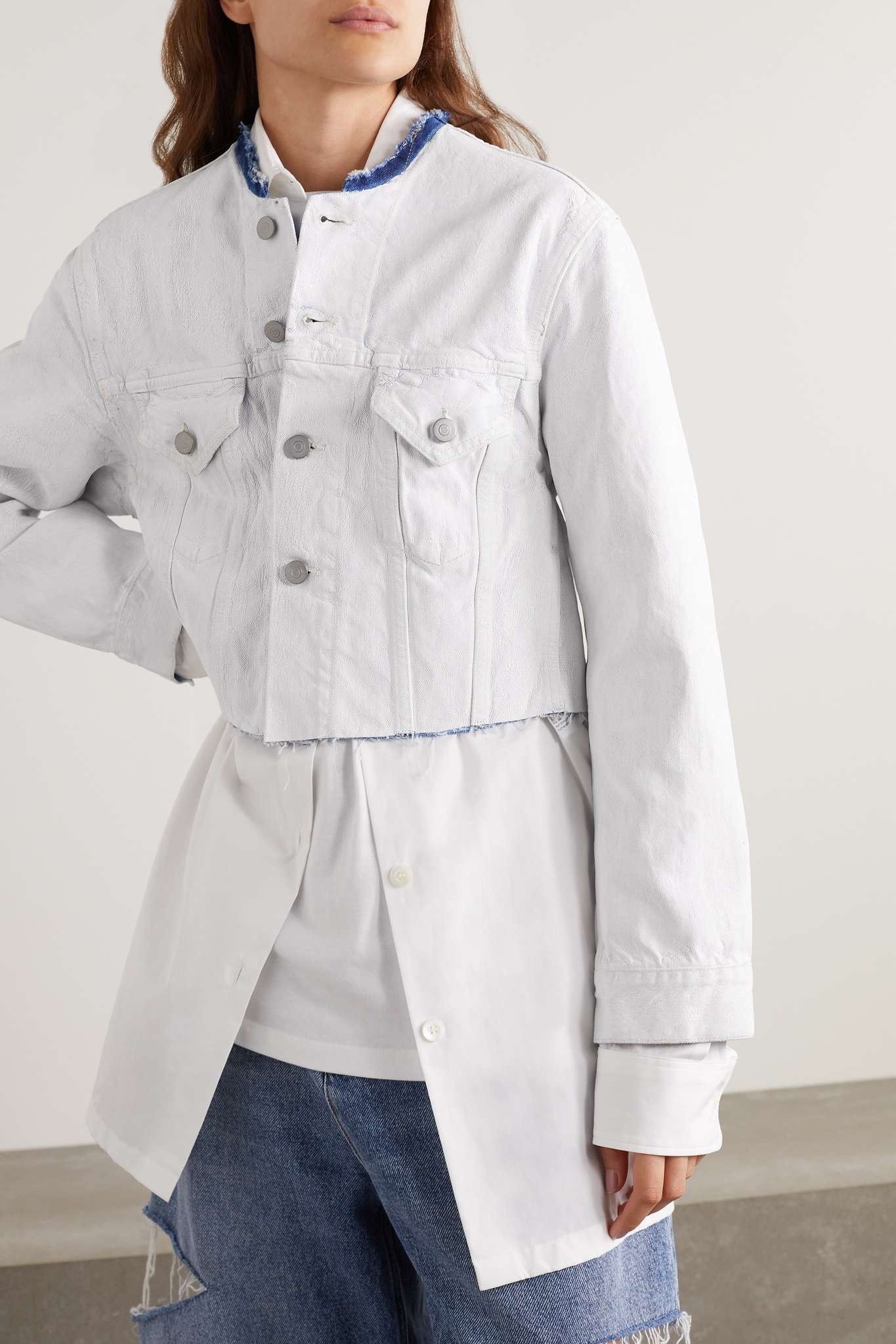 Cropped frayed coated-denim jacket - 3