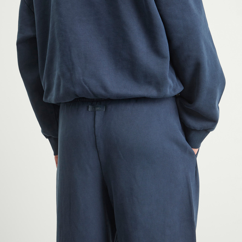 SKIMS Relaxed Garment Dyed Straight Sweatpants 5