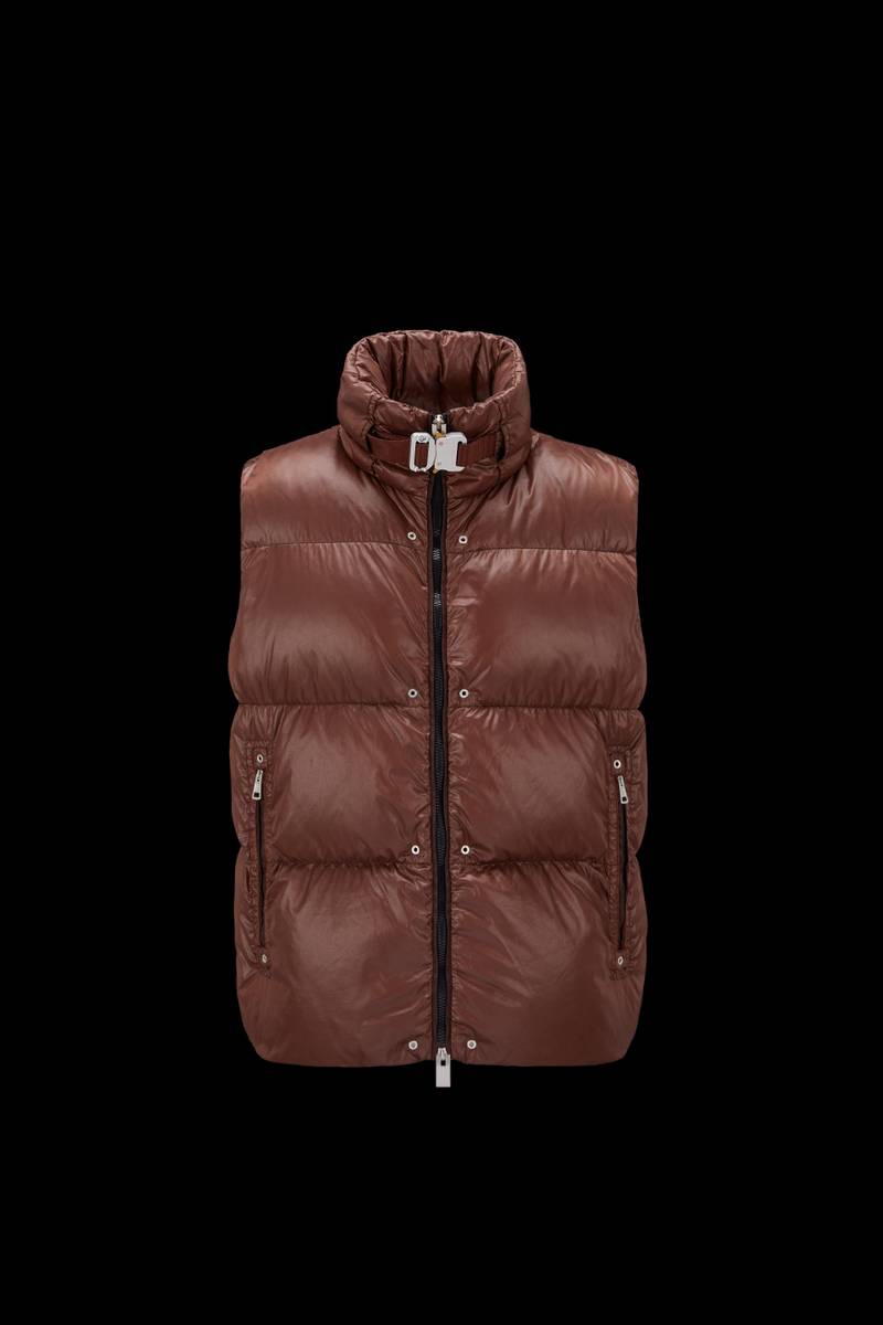 Islote Down Vest 1