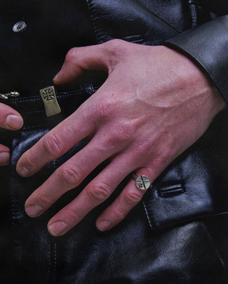 Enfants Riches Déprimés X RING outlook