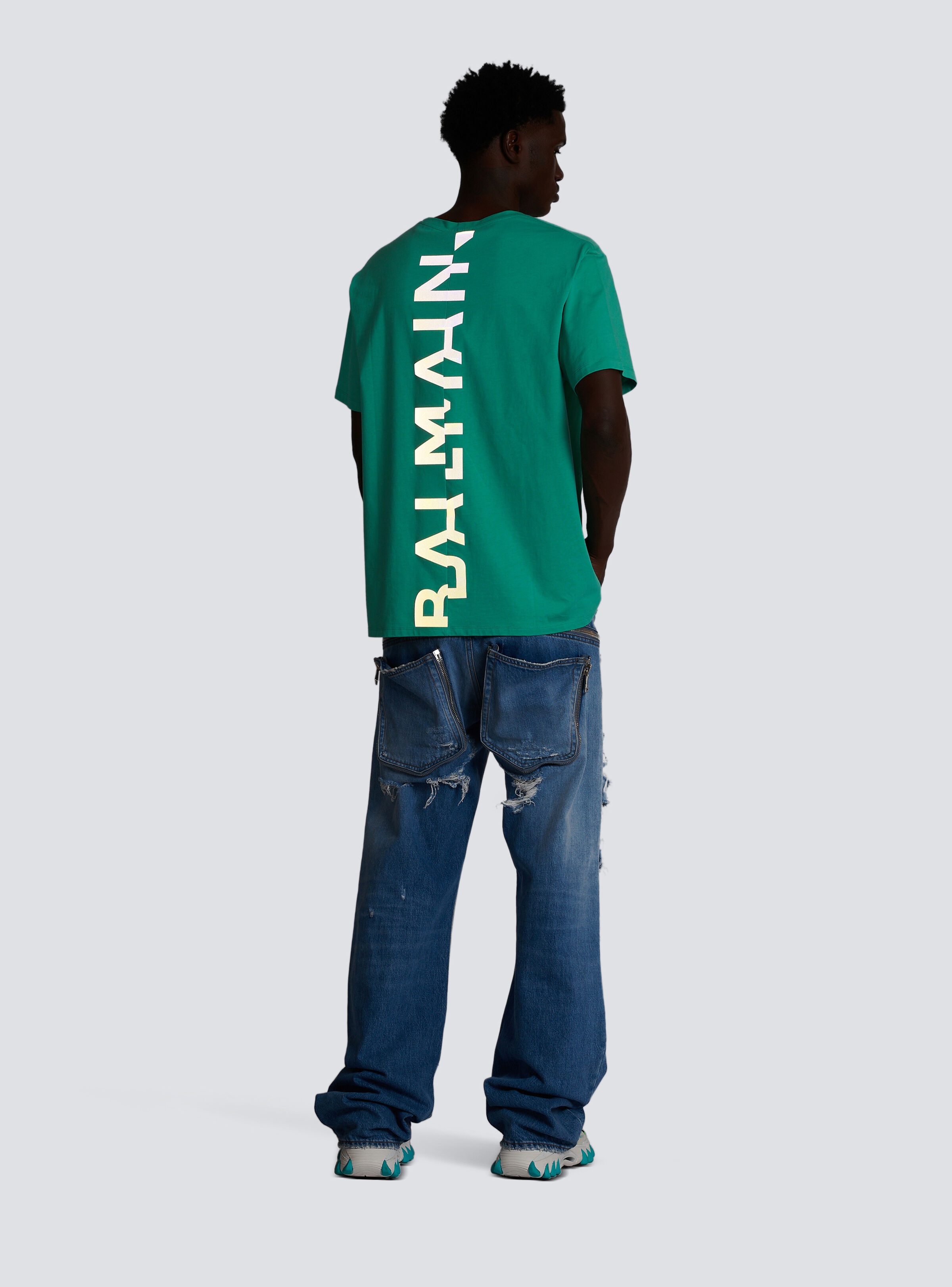 T-shirt in eco-responsible cotton with reflective Balmain maxi logo print - 7