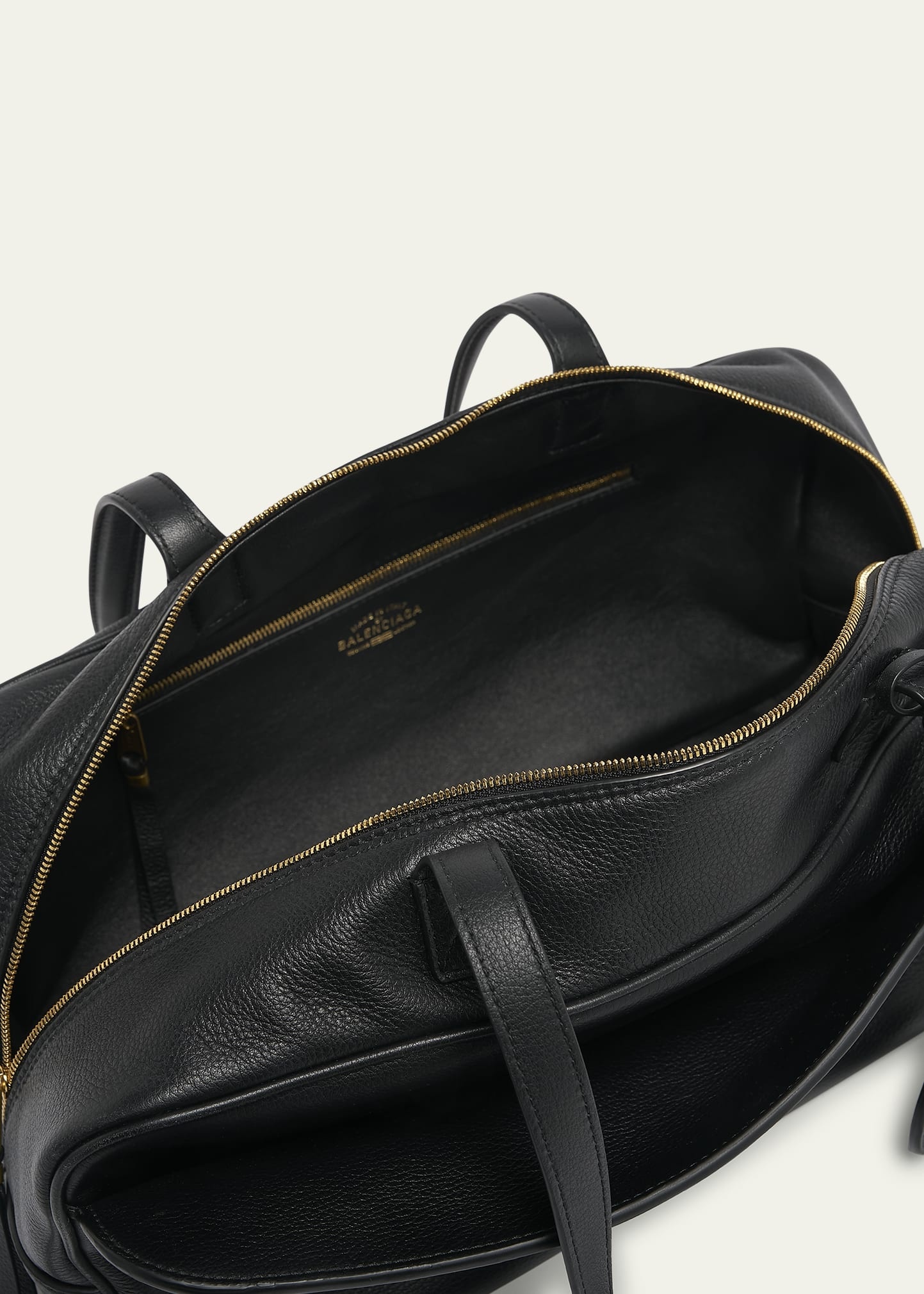 Medium Zip Leather Shoulder Bag - 4
