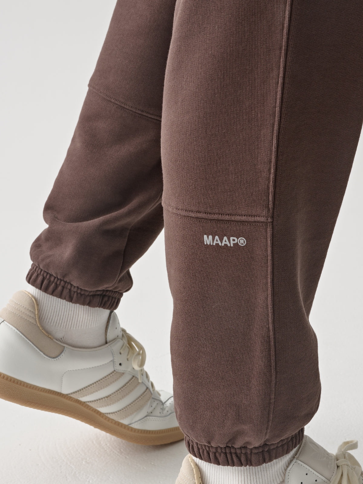 Essentials Sweatpant - 4