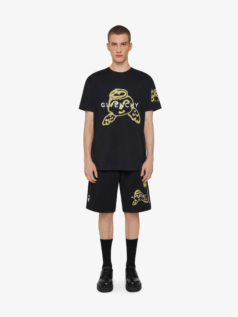 Givenchy OVERSIZED T-SHIRT IN COTTON WITH GIVENCHY ANGEL PRINT outlook