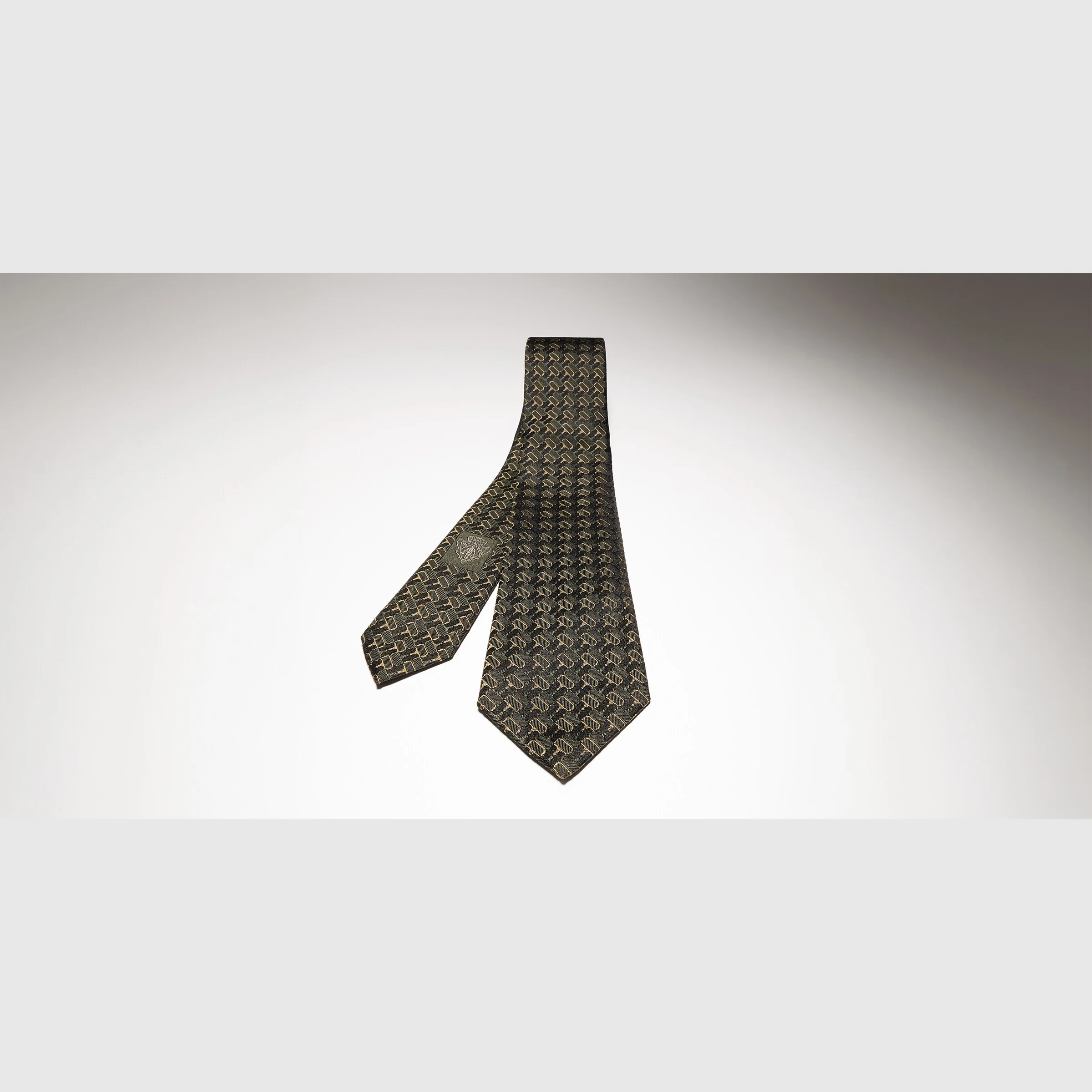 Horsebit silk jacquard tie - 1