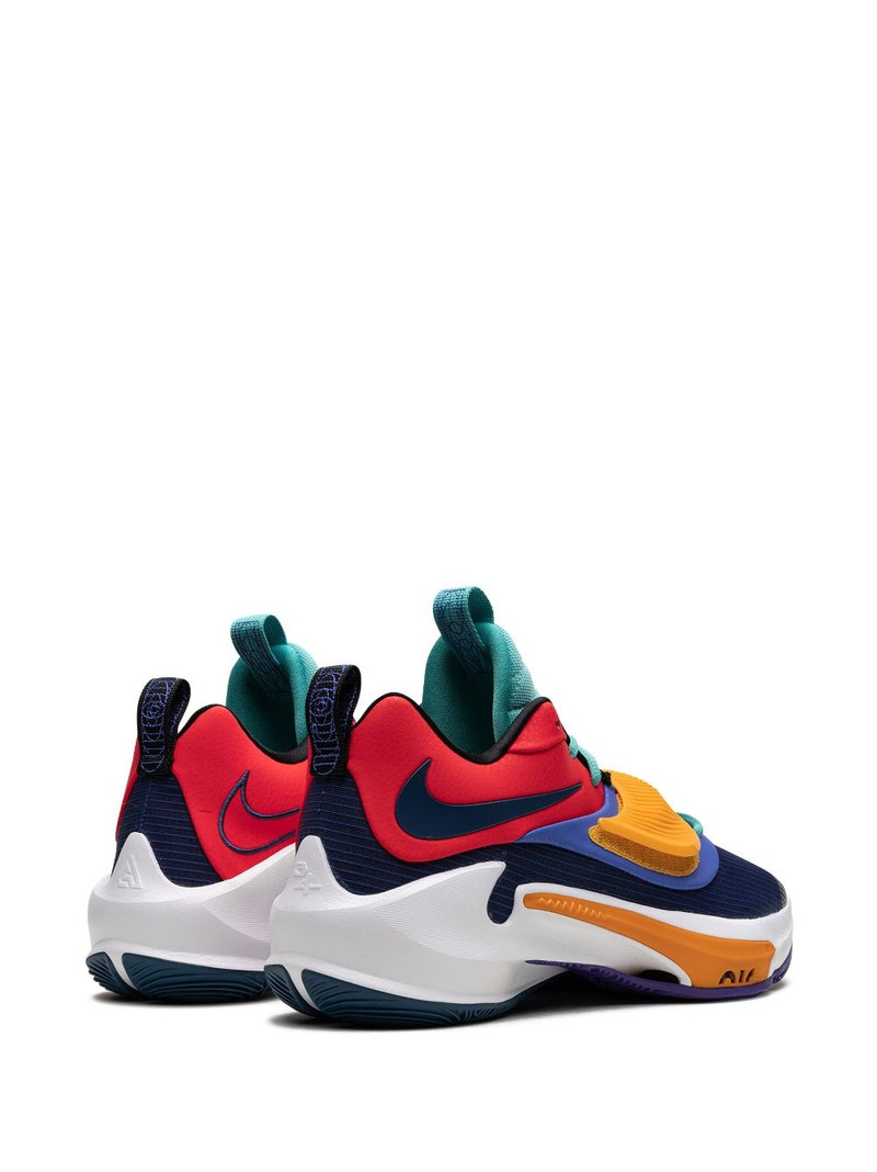Zoom Freak 3 "AntetokounBros" sneakers 3