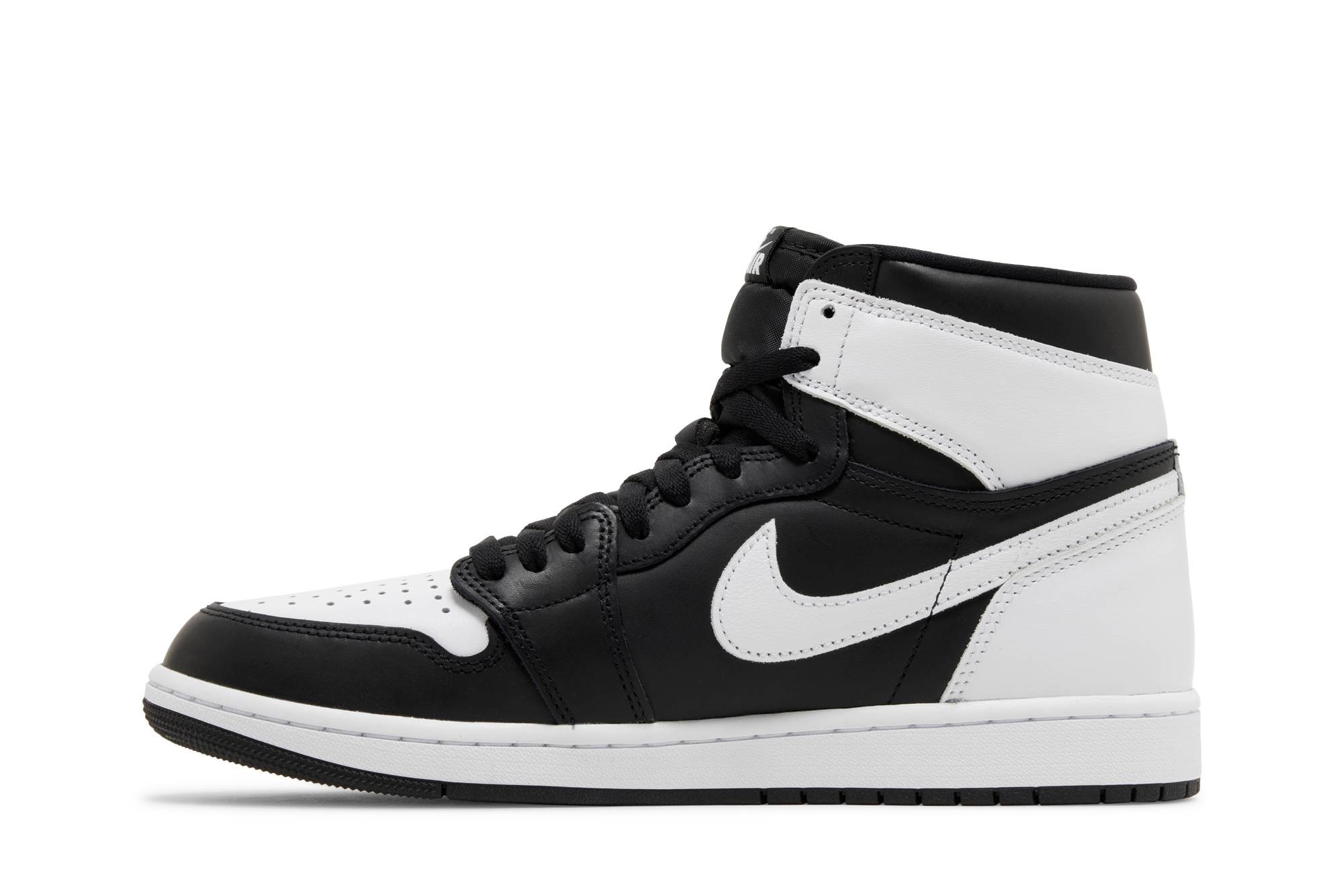 Air Jordan 1 Retro High OG 'Black White 2.0' - 3