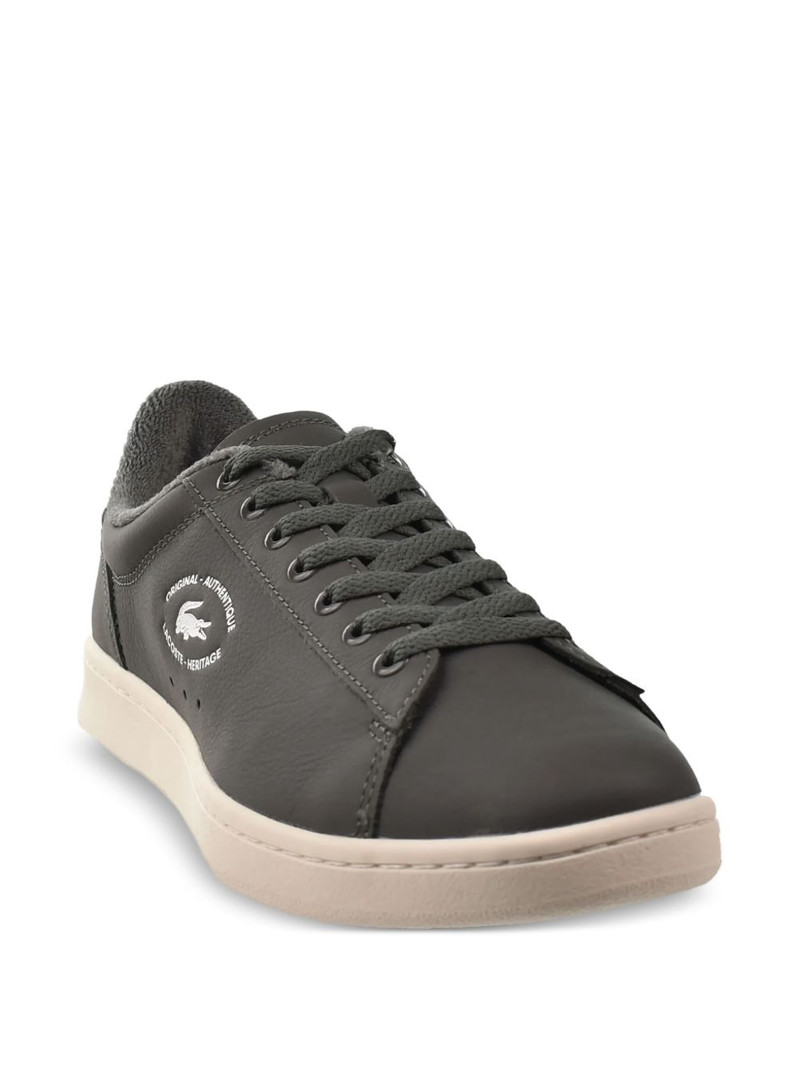 LACOSTE Carnaby sneakers outlook