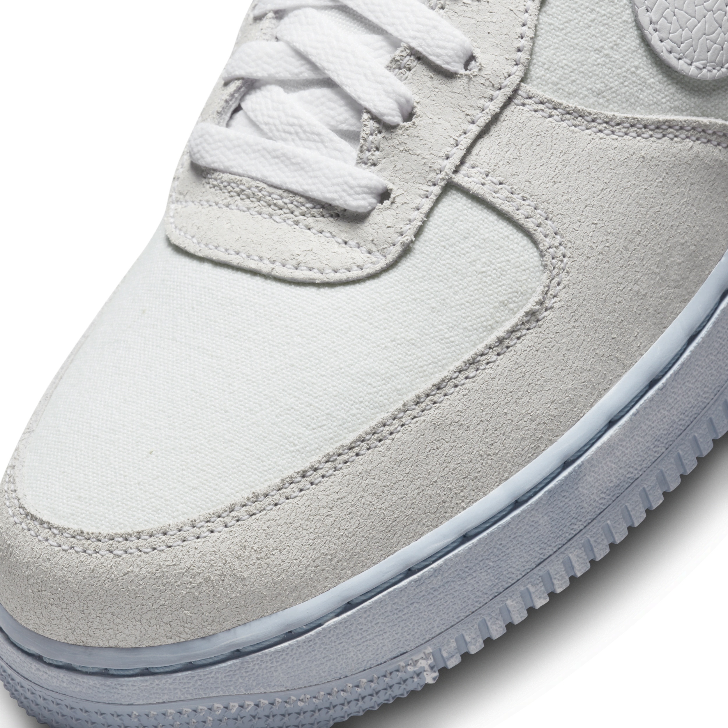 Nike Men's Air Force 1 '07 LV8 EMB Shoes - 8