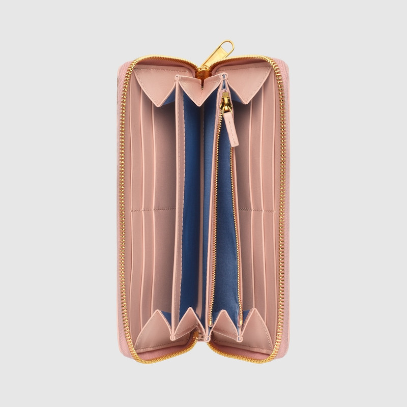 GUCCI Zip around python wallet with Gucci script outlook