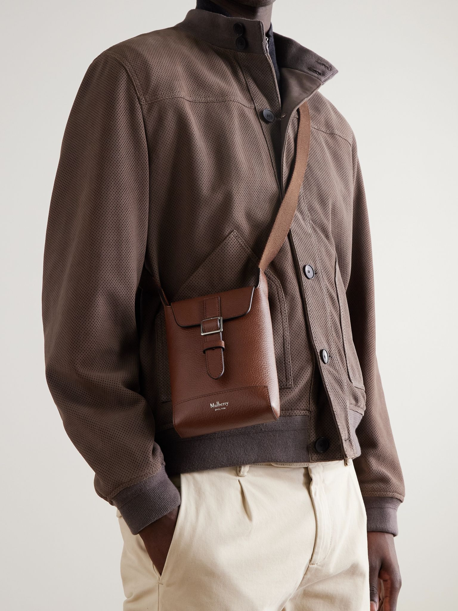 Chiltern Full-Grain Legacy NVT Leather Phone Pouch Tan - 2