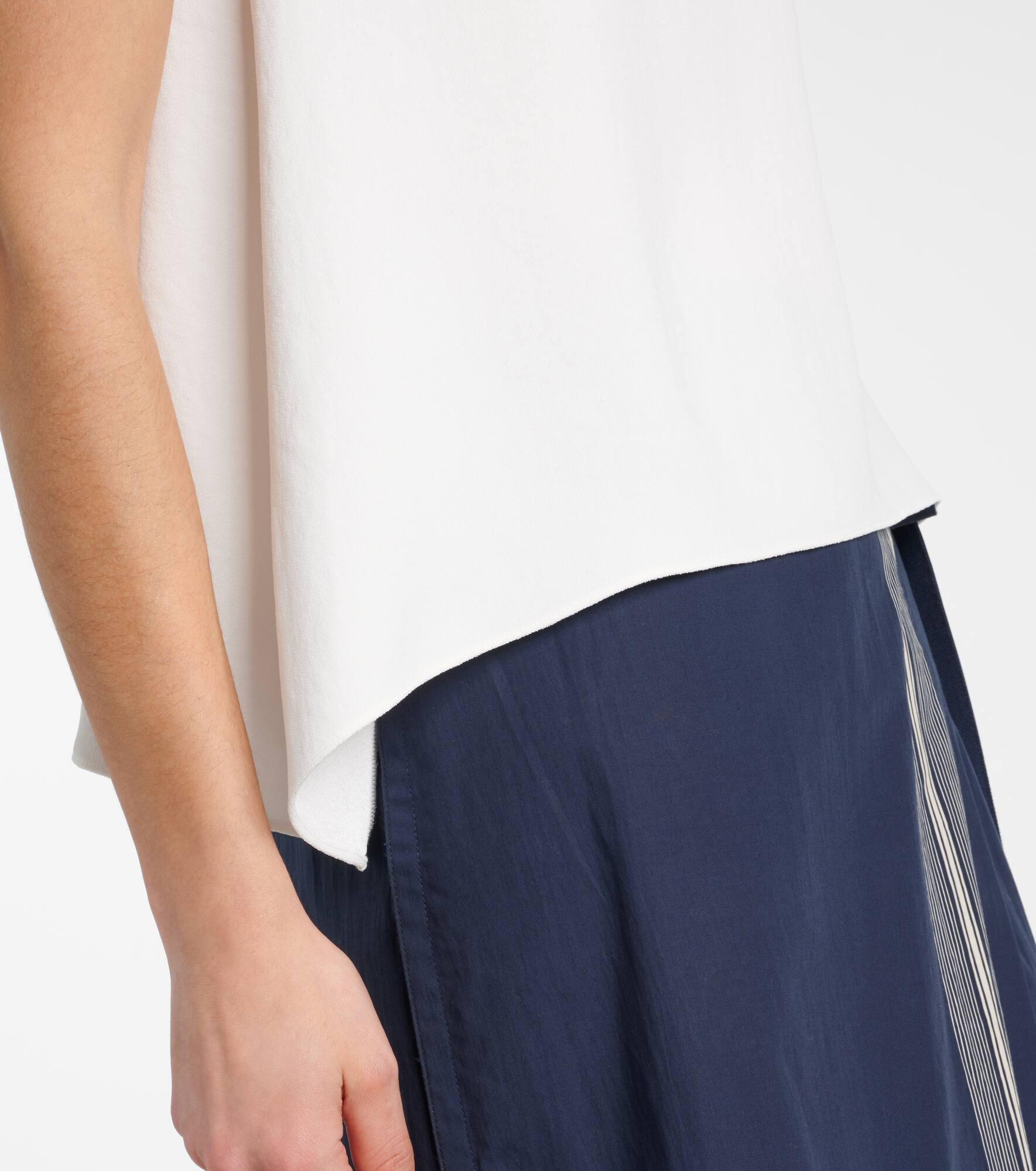 Asymmetric draped top - 5