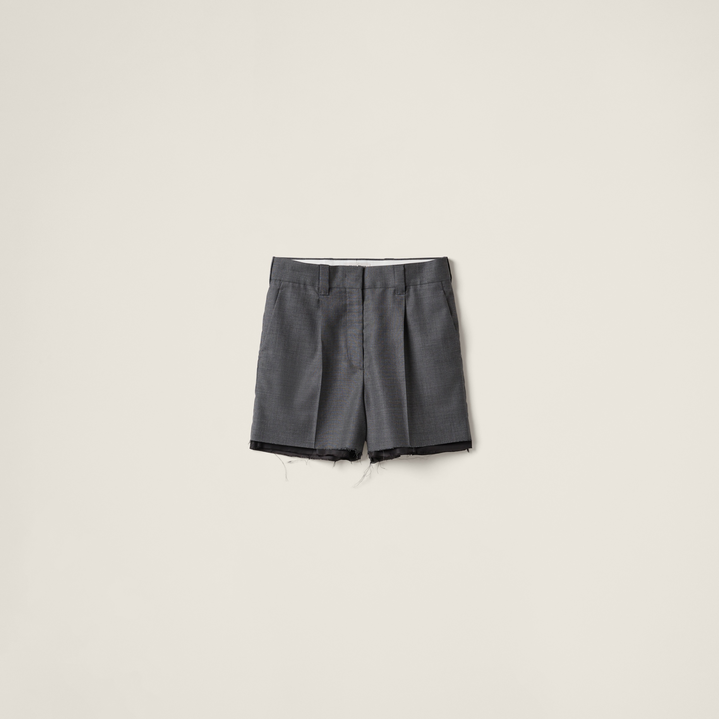Grisaille Bermudas - 1