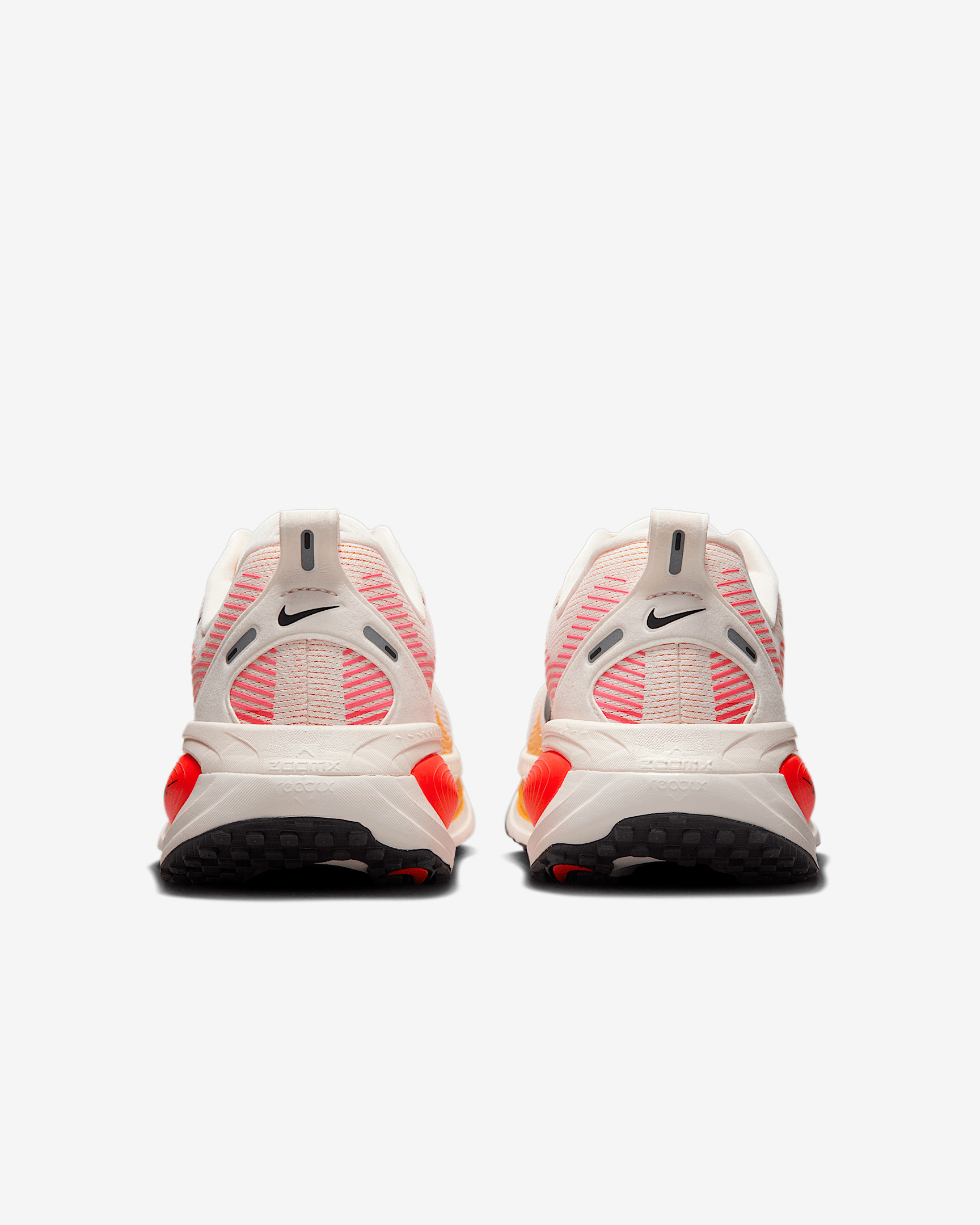 Nike Vomero 18 Women's Road Running Shoes - 6