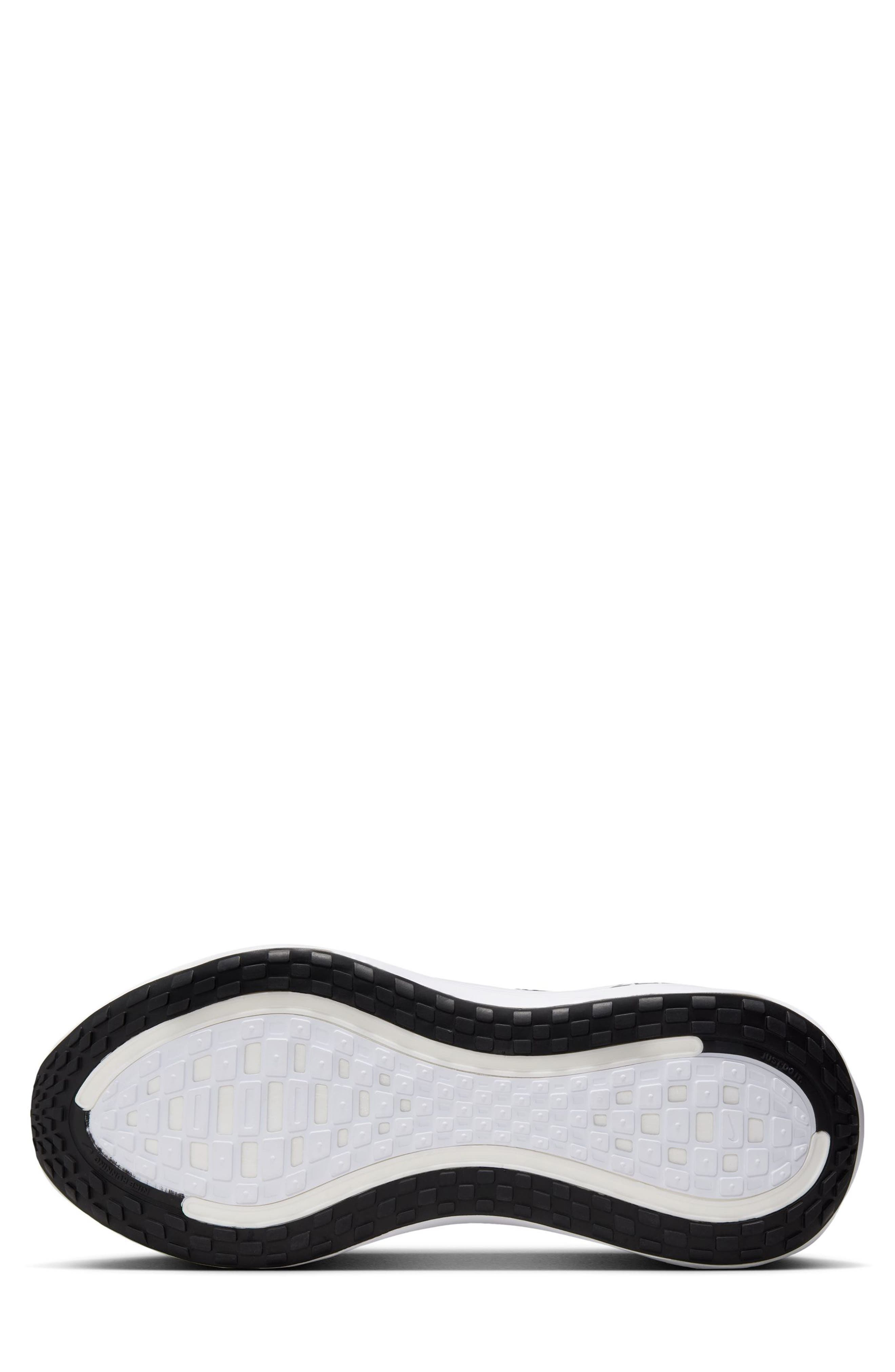 Nike Vomero Plus Running Shoe in 002 Black/white at Nordstrom - 4