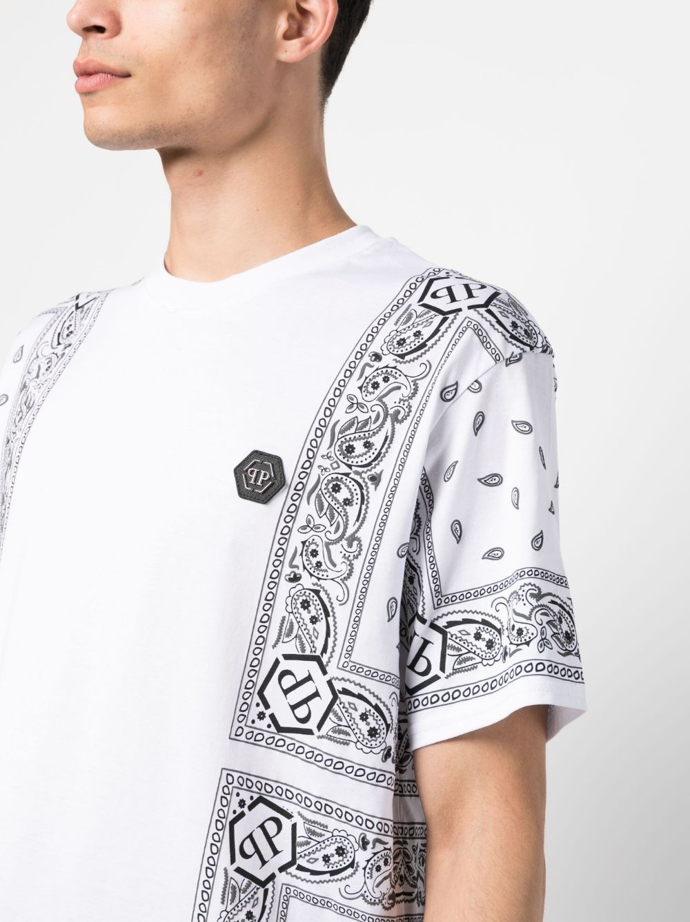 bandana-print short-sleeve T-shirt - 5