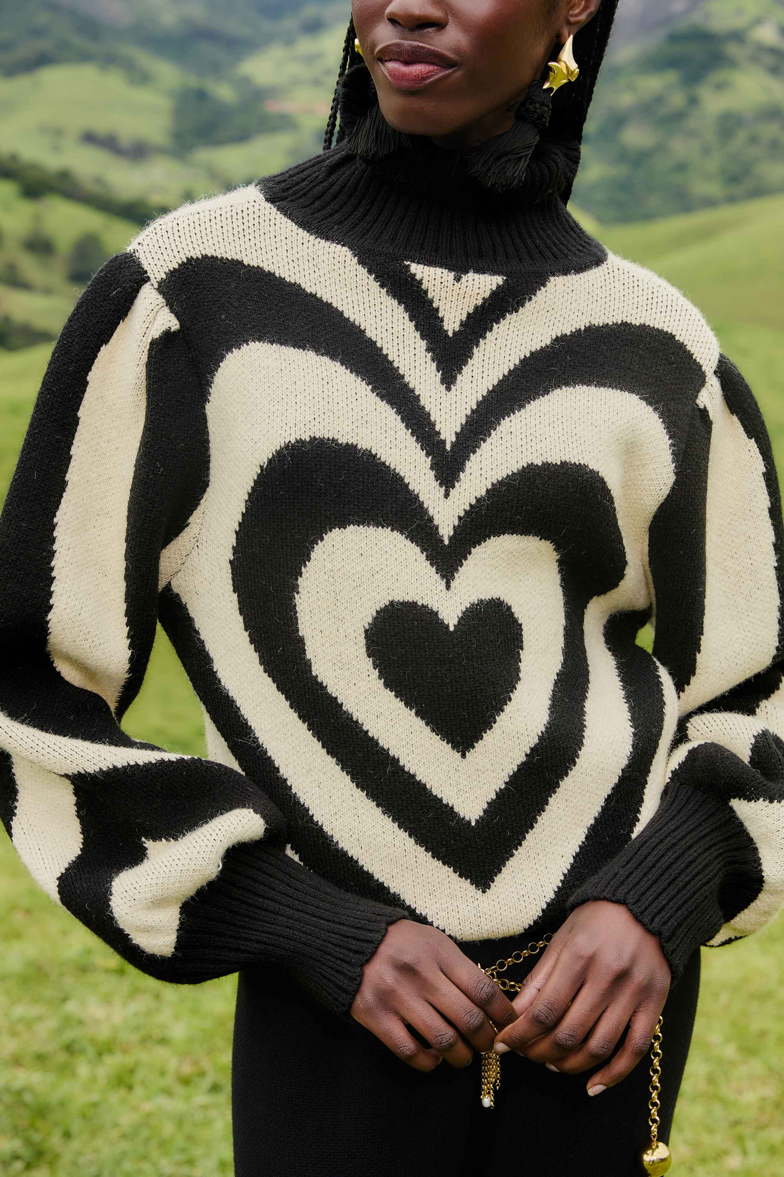 Black And White Heart Gradient Knit Sweater - 3