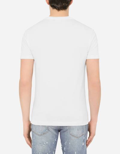 Dolce & Gabbana Cotton T-shirt with metal DG logo and print outlook