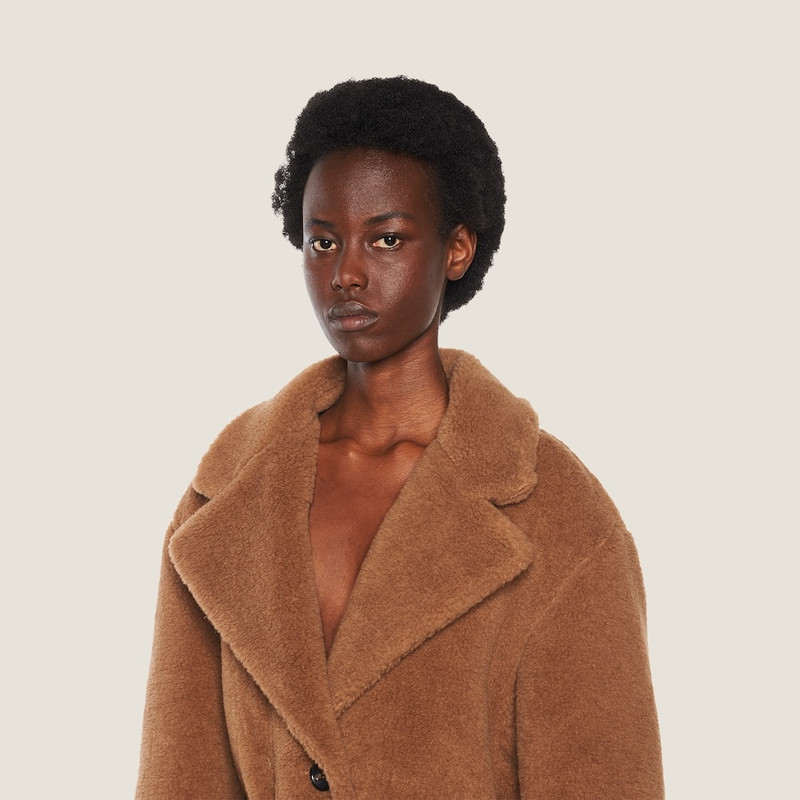 Single-breasted alpaca coat 4