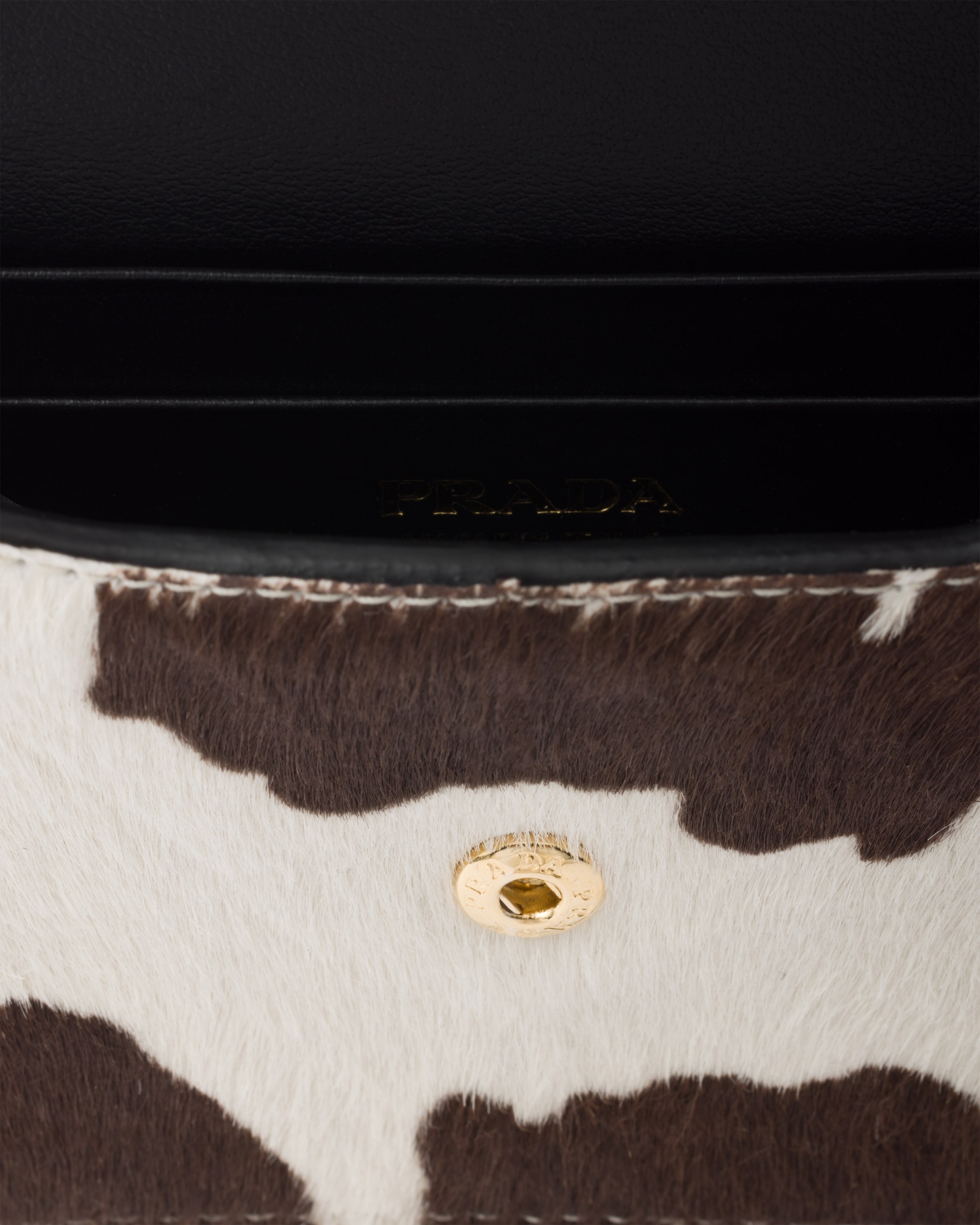 Printed leather card holder with shoulder strap - 4