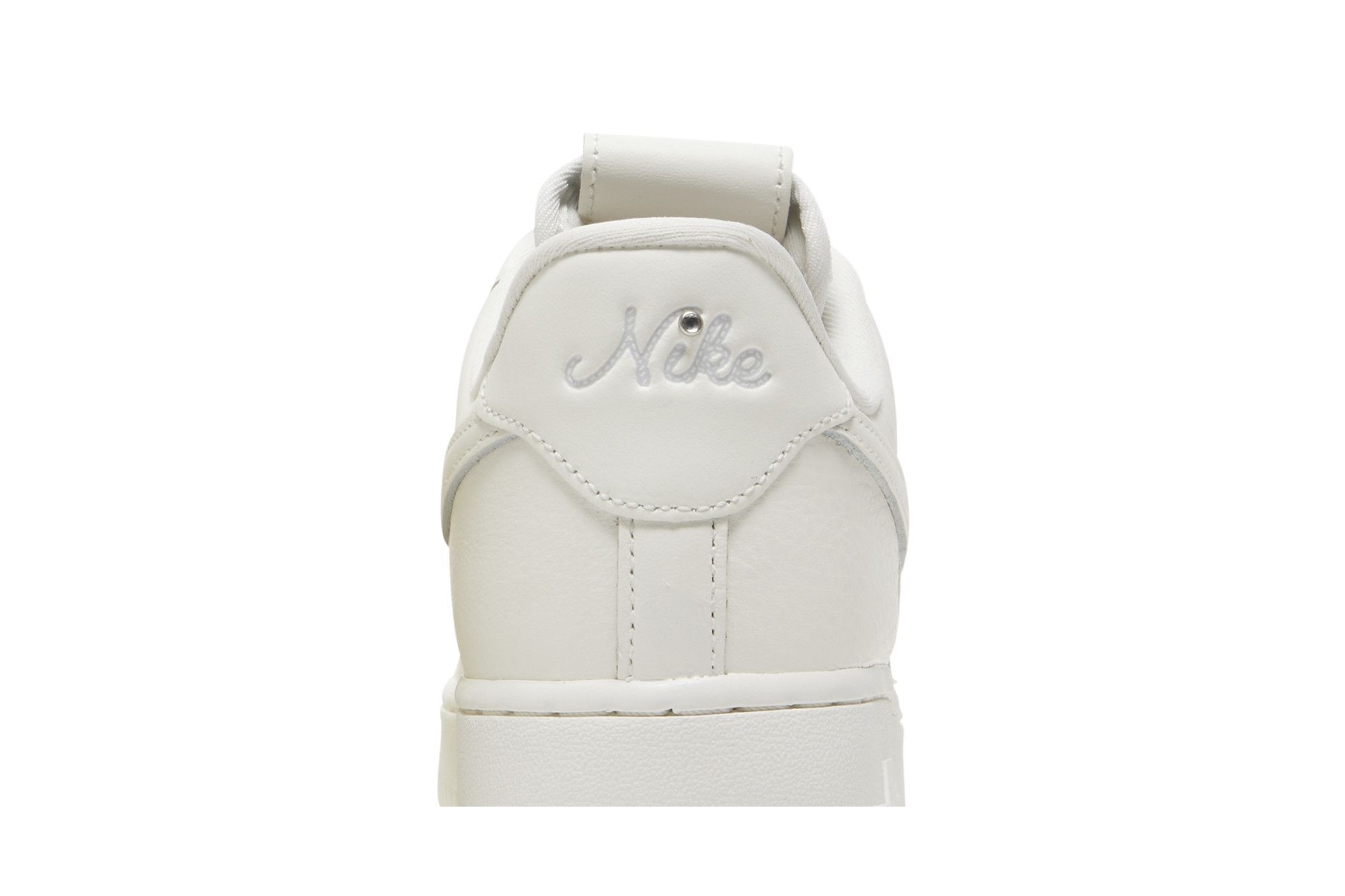 Wmns Air Force 1 '07 LV8 'Needlework' - 7