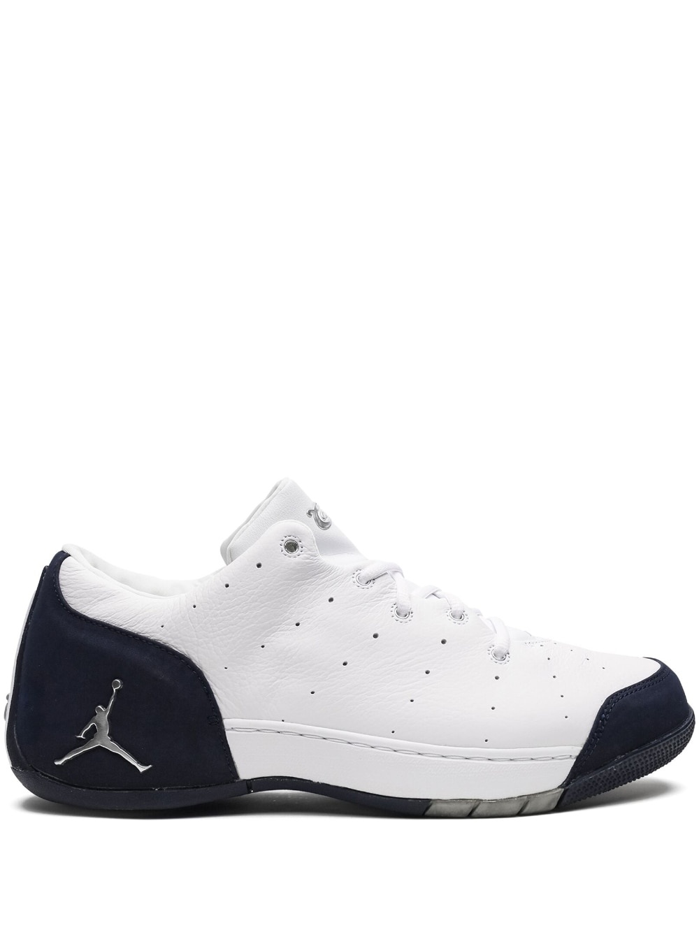 Jordan Carmelo 1.5 Low "White/Metallic Silver/Obsidian" sneakers - 1