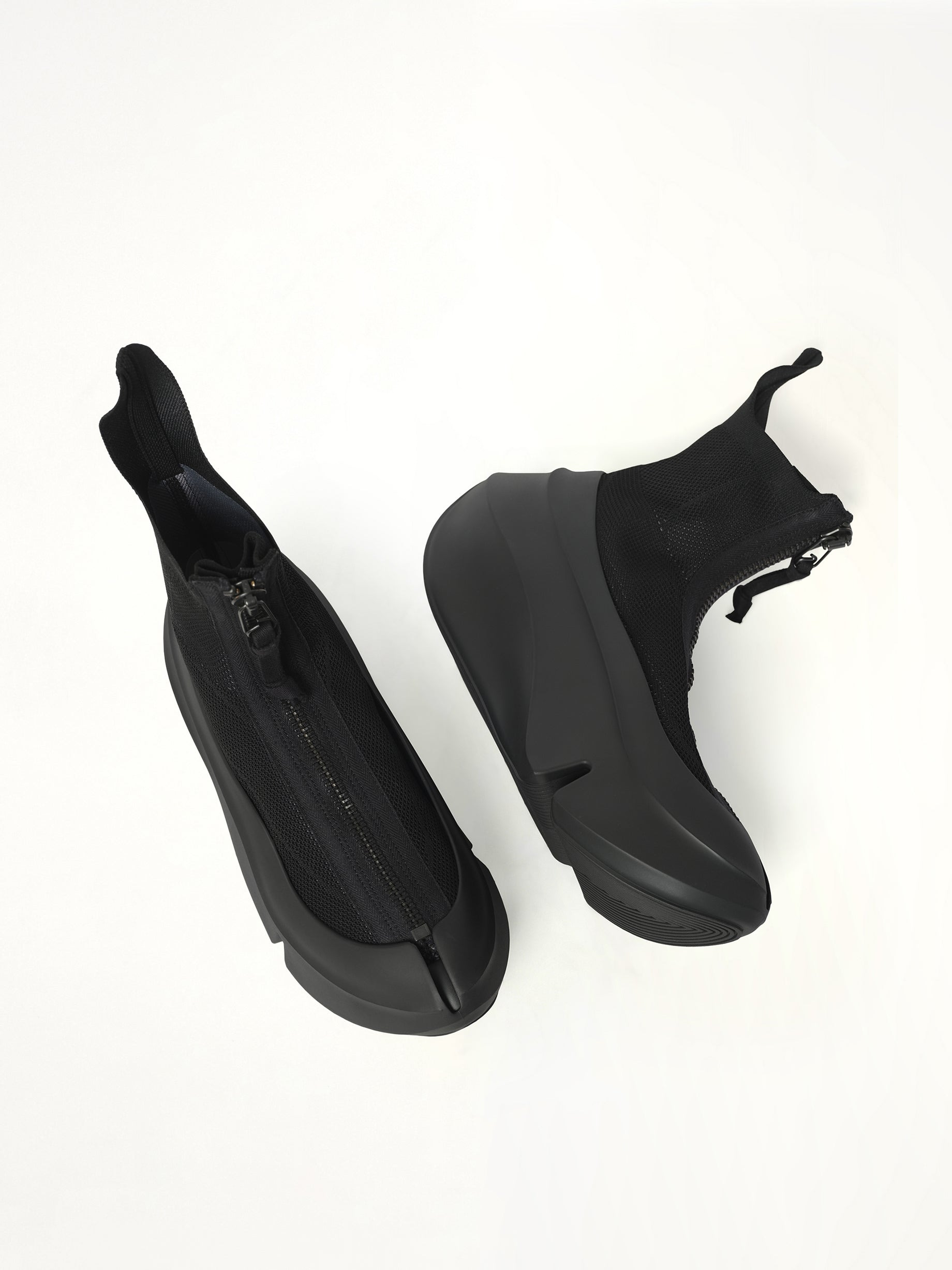 UC X Grounds Sneaker in Black - 3
