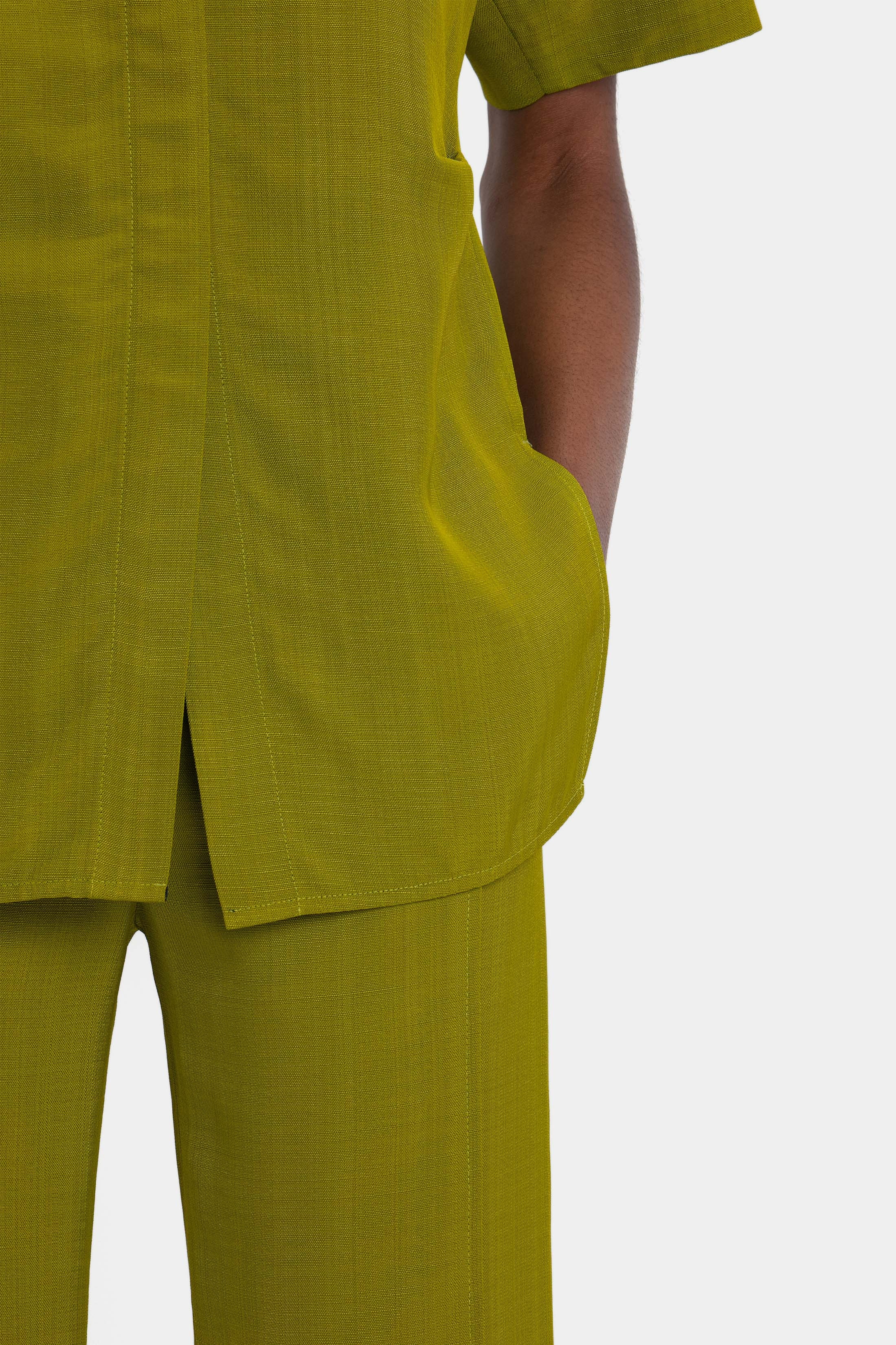 Fitted Short Sleeve Shirt In Parrot Green - 8