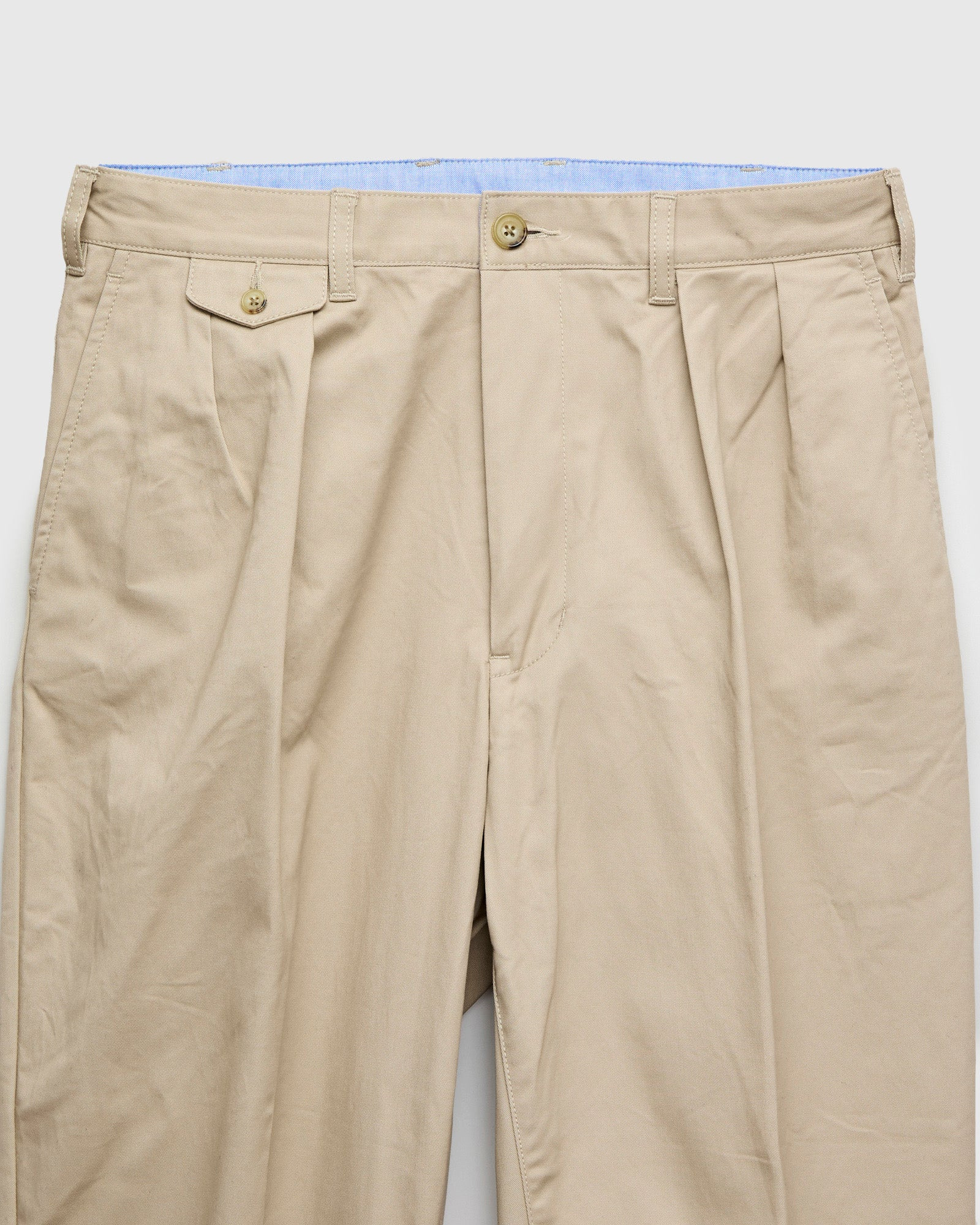2-Pleat Twill Trousers in Khaki - 3