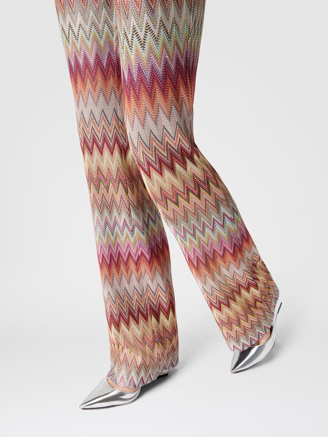Flared zigzag knit lace trousers - 5