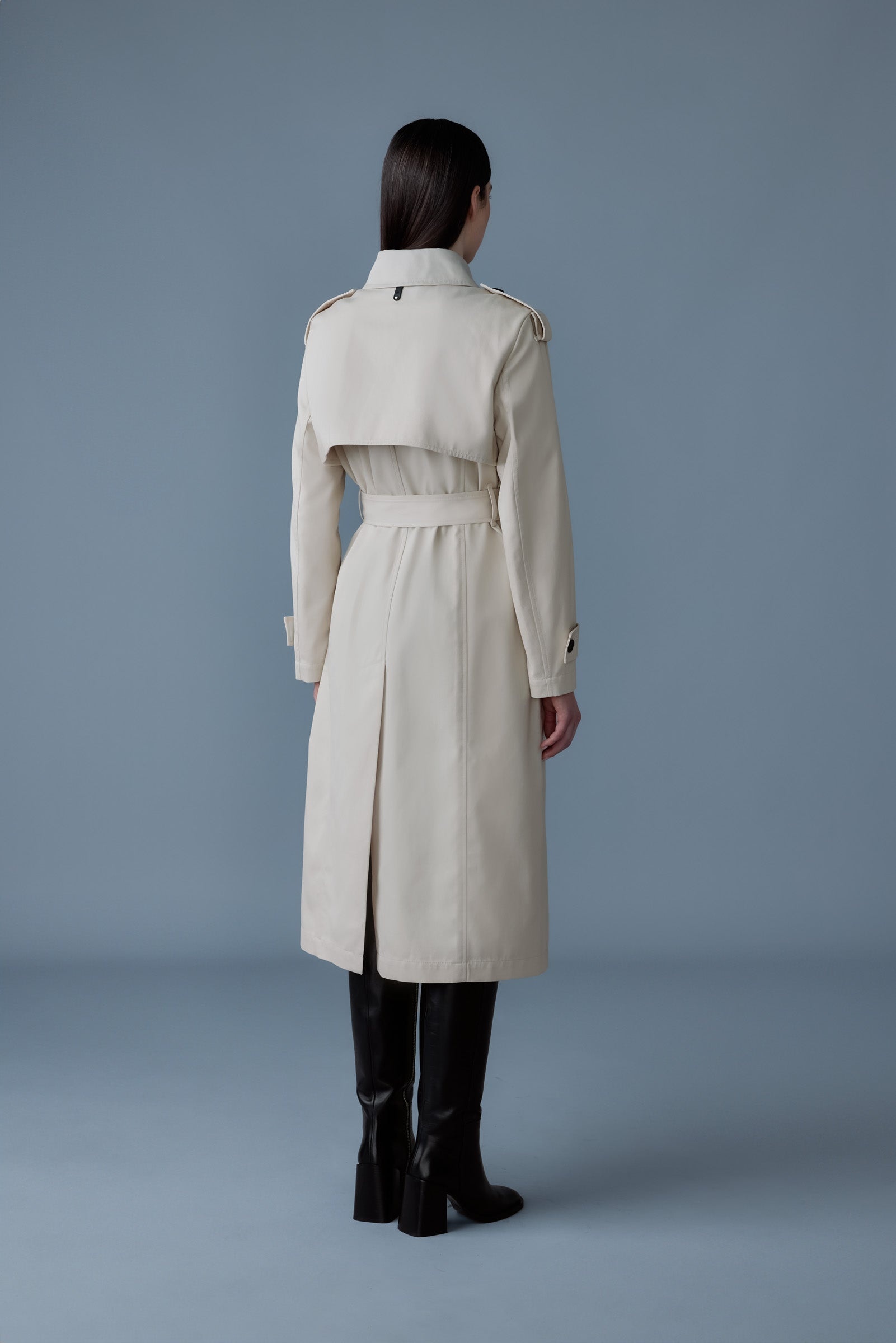 AKILI Single-breasted trench coat with belt - 4