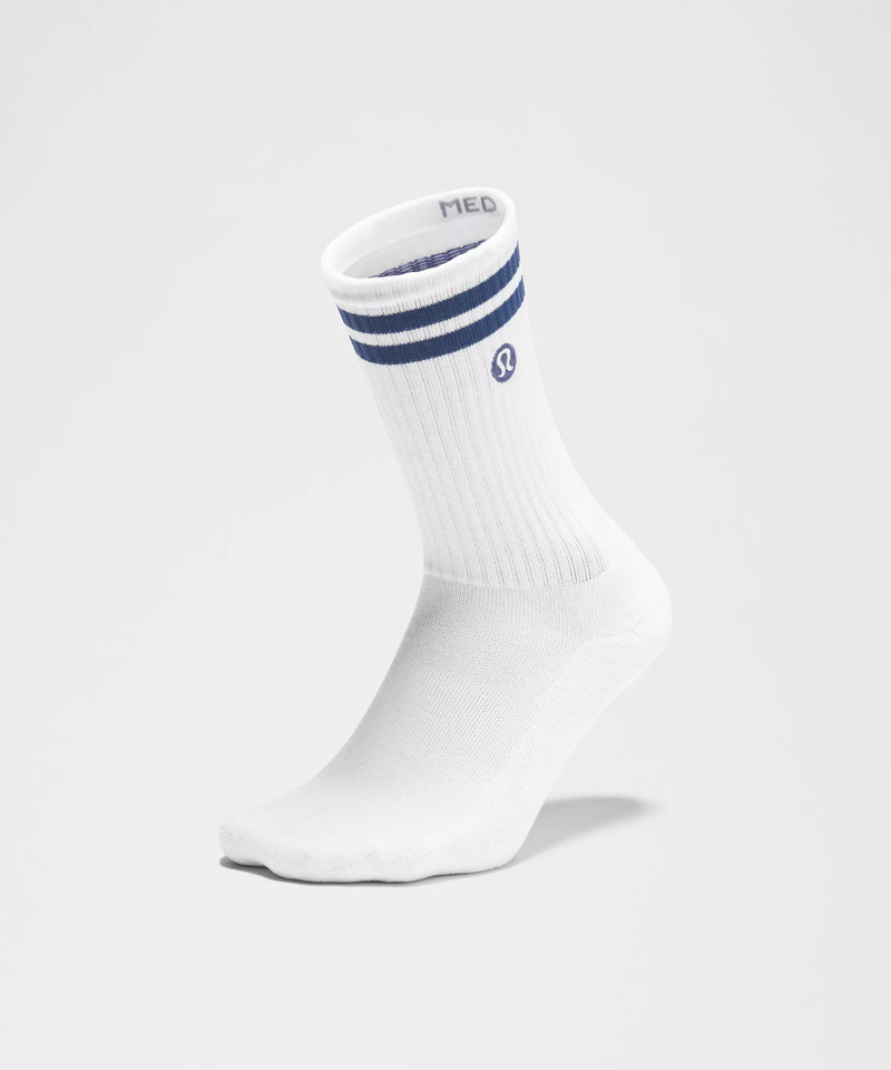 Unisex Daily Essential Crew Socks *Stripe 3