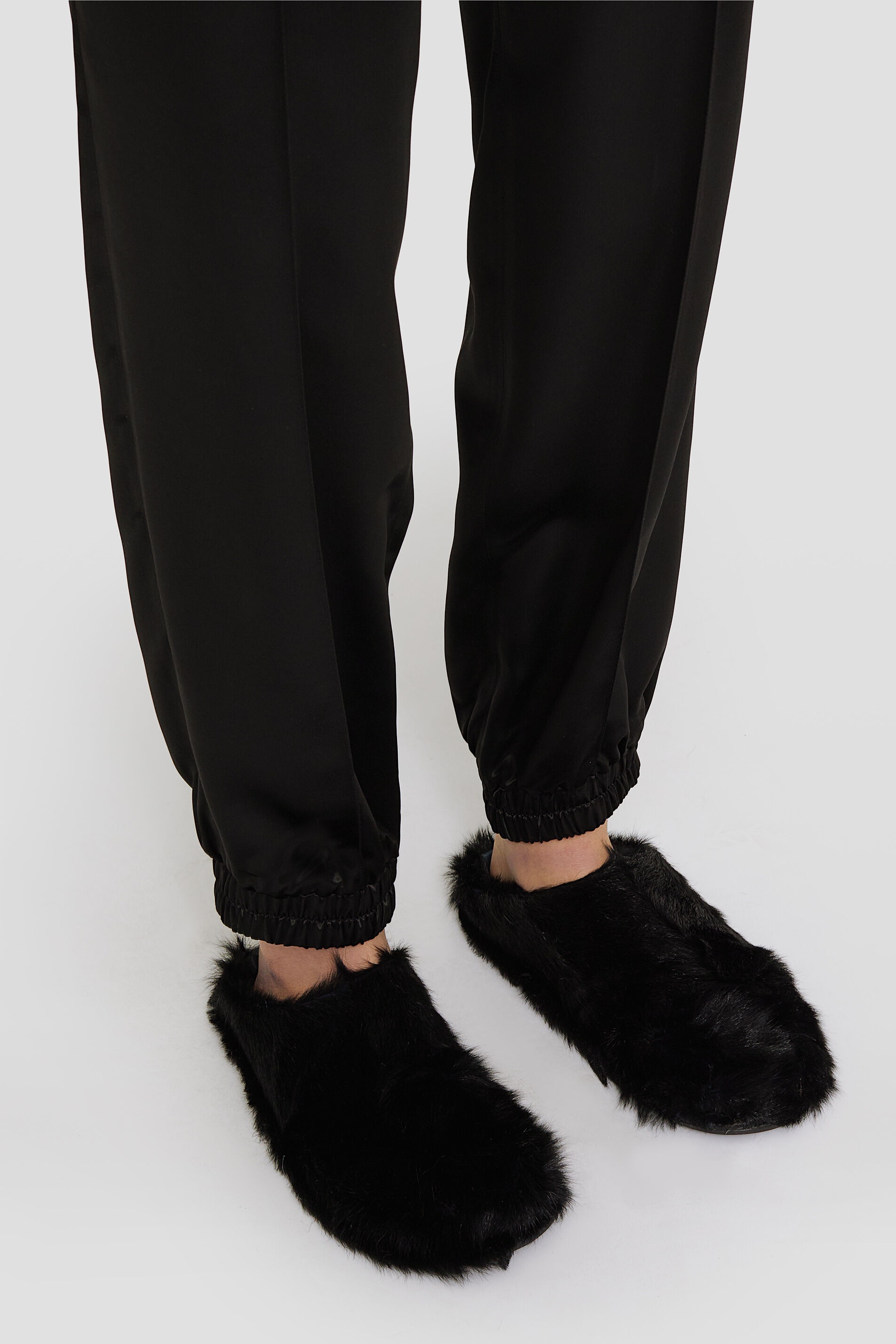 Fur Slippers - 7