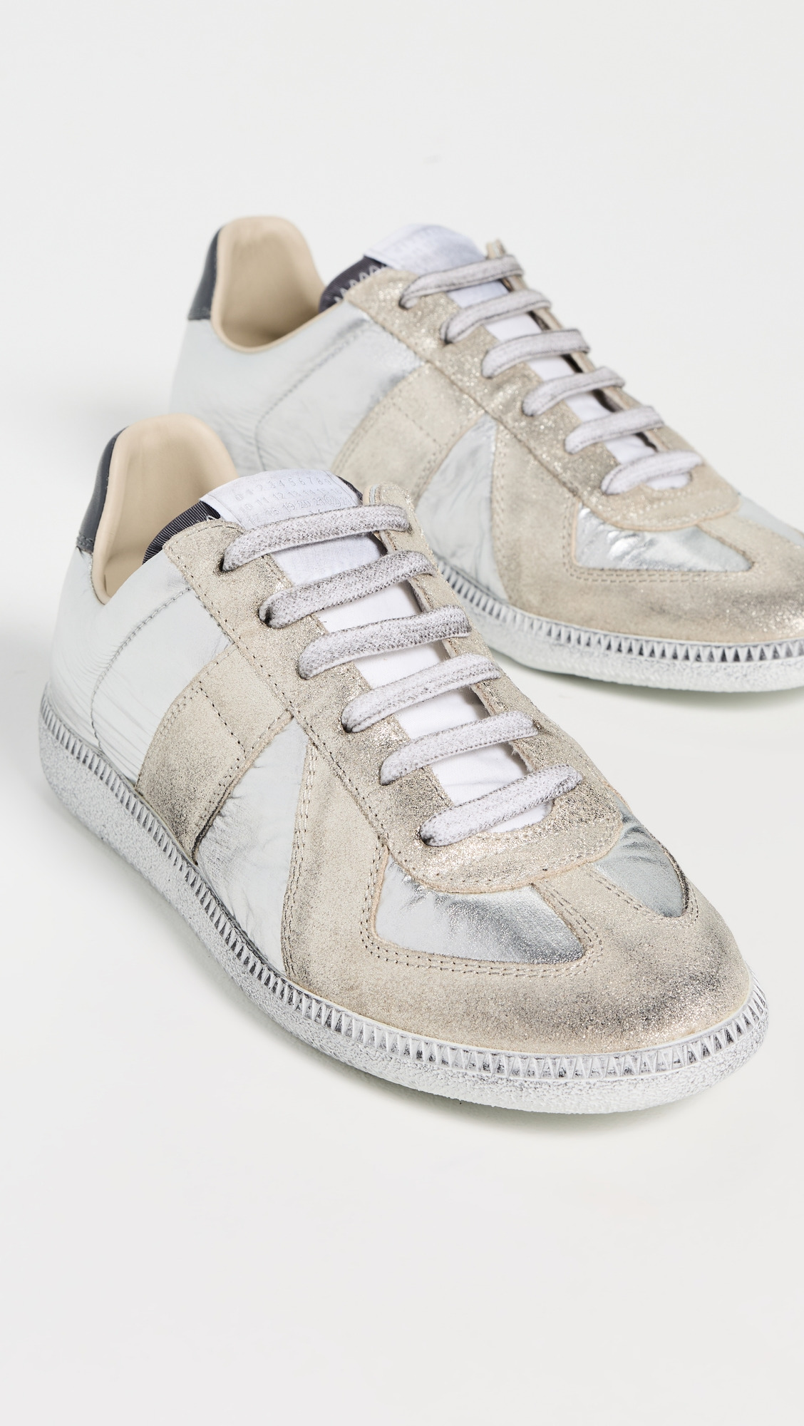 Sneakers - 4