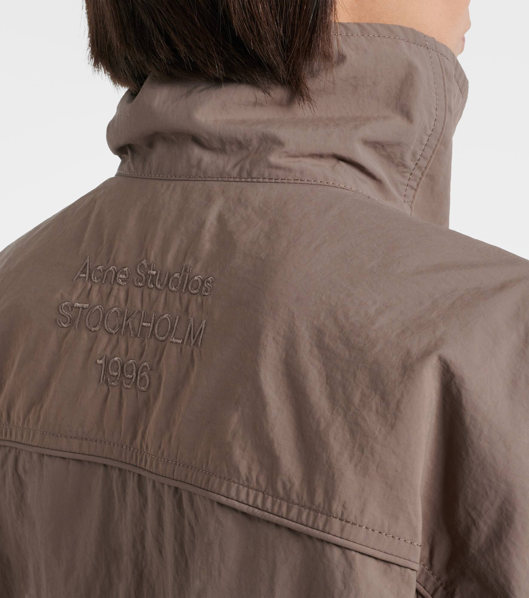 Embroidered jacket - 5