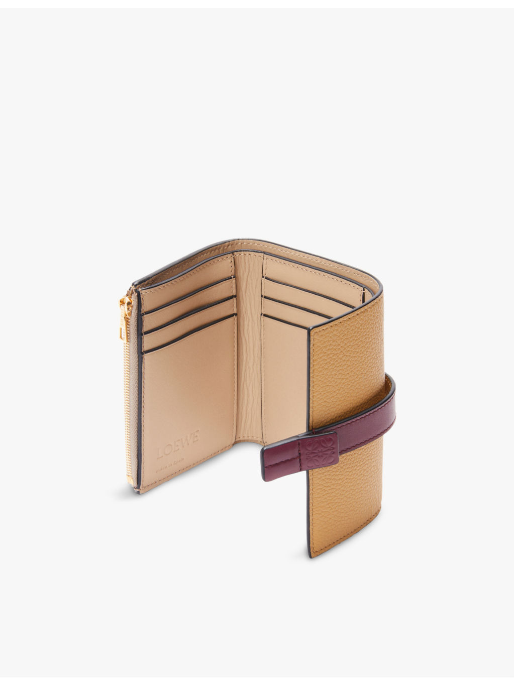Vertical small logo-embossed leather wallet - 5