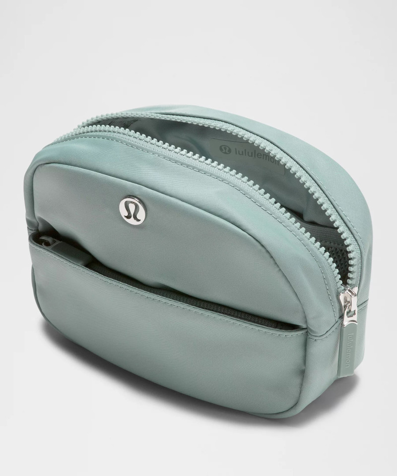 City Essentials Pouch *Mini 2L 4